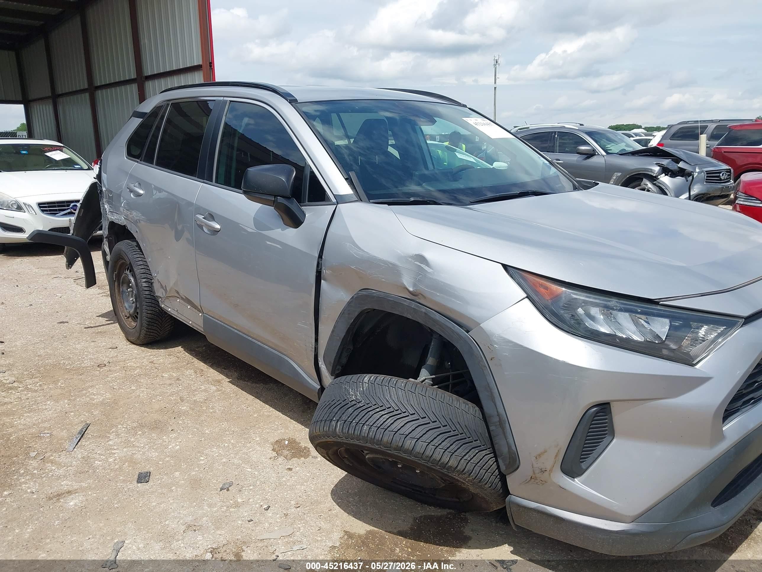 2019 Toyota RAV4 VIN 2T3H1RFV7KW018288 IAAI salvage auction — Side, Original (Texas), sold $6,000 on 2026-07-09 (photo 6)