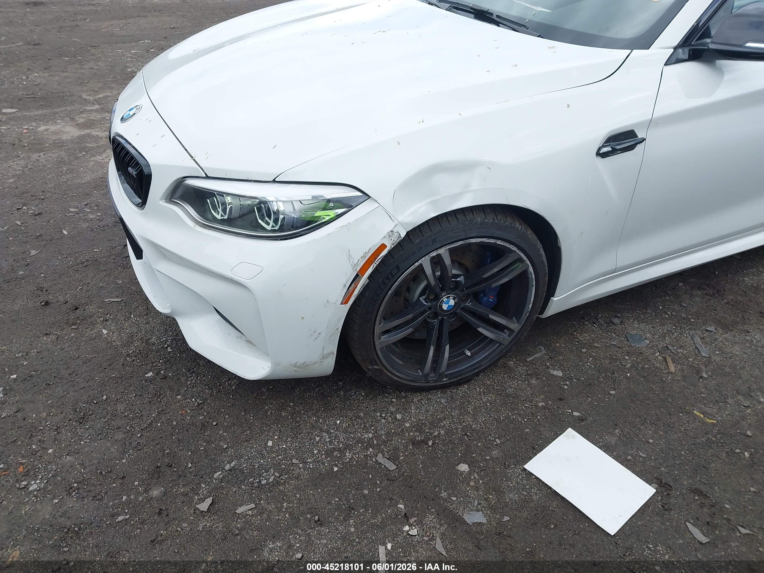 2018 BMW M2 VIN WBS1J5C58JVE51747 IAAI salvage auction — Side, Salvage (Massachusetts), sold $18,200 on 2026-08-27 (photo 6)