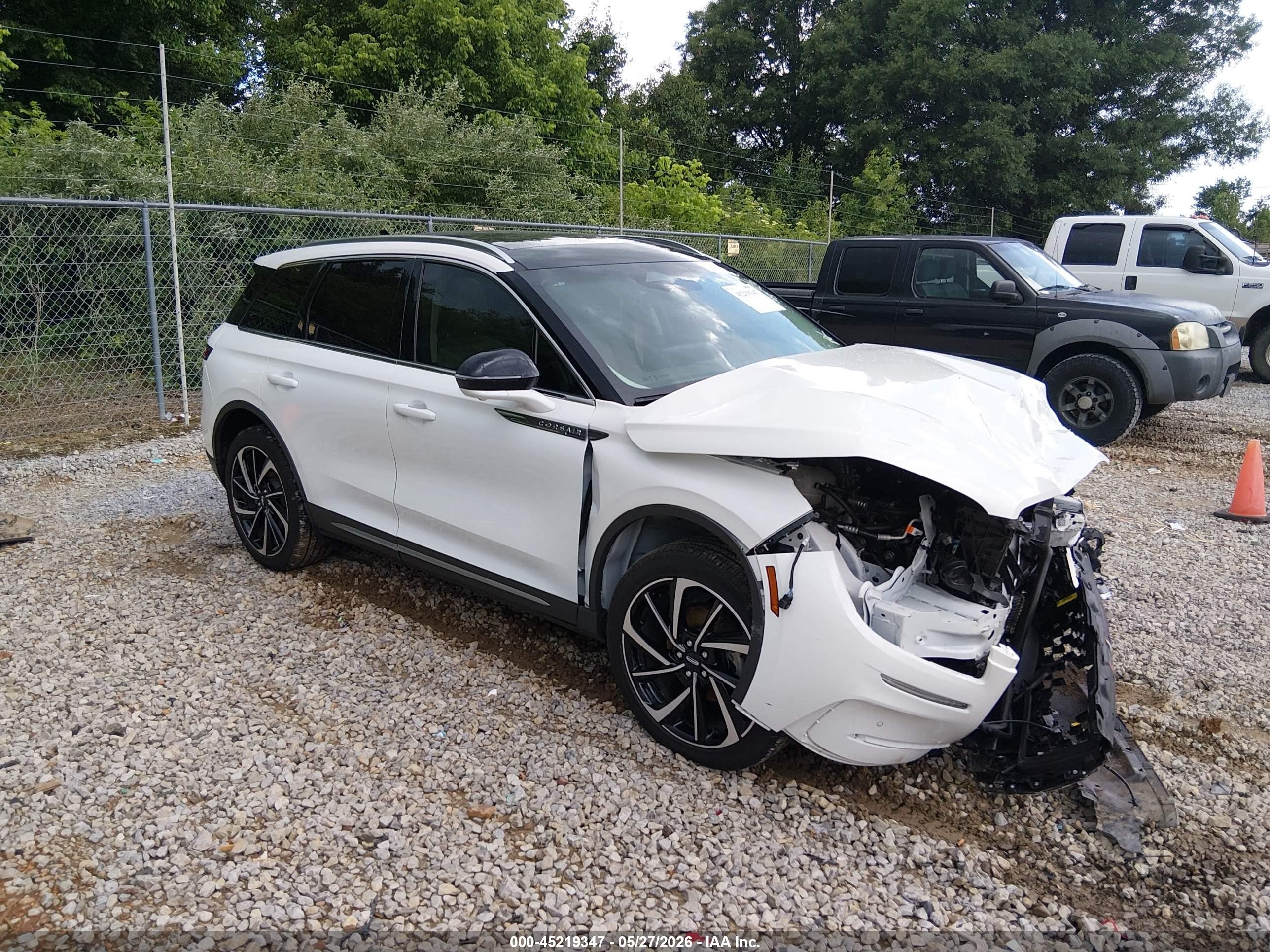 2023 Lincoln Corsair VIN 5LMCJ2CA2PUL21060 IAAI salvage auction — Front End, Salvage (Alabama), sold $3,825 on 2026-09-14 (photo 1)