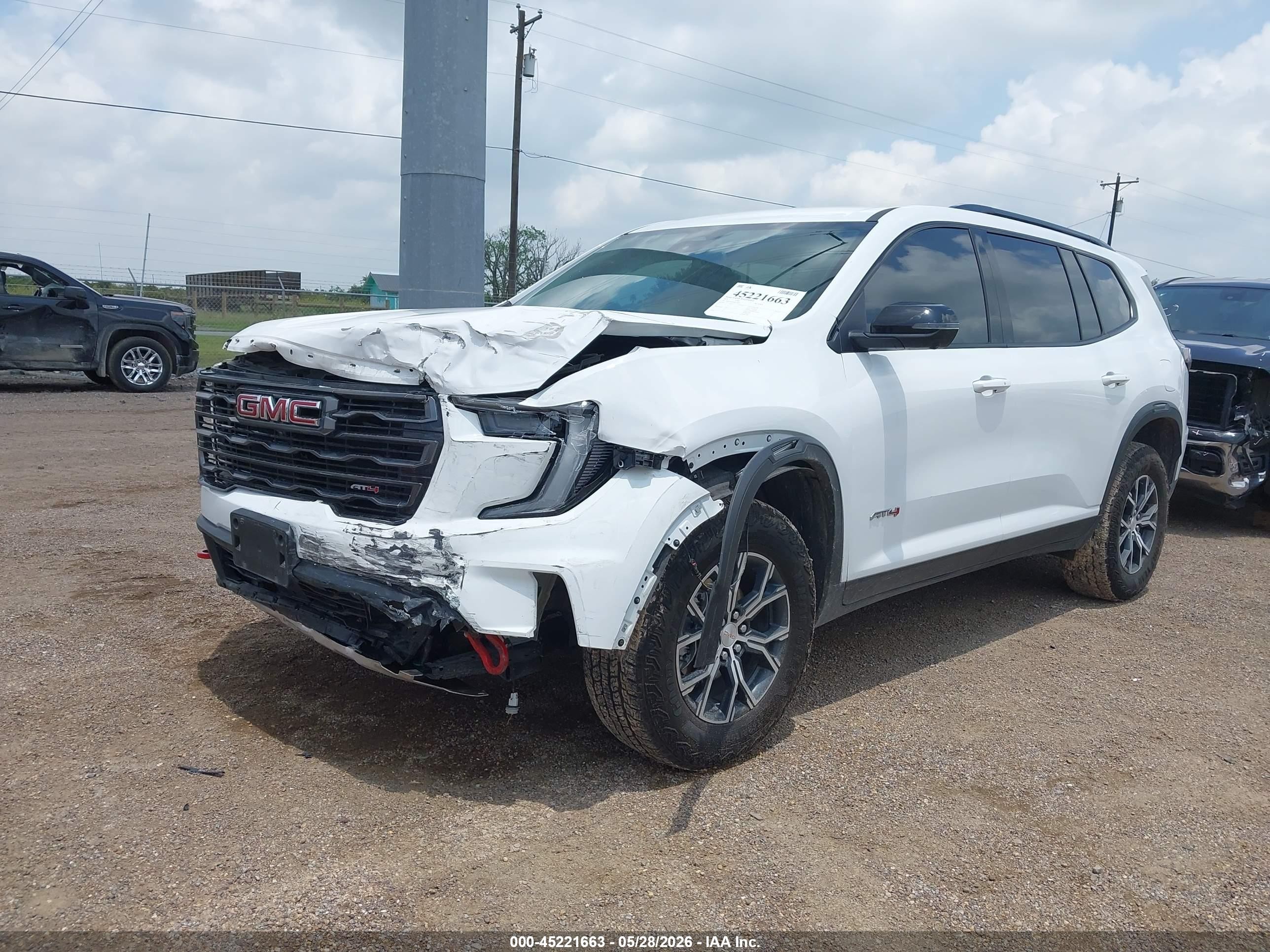 2025 Gmc Acadia VIN 1GKENPRS8SJ218659 IAAI salvage auction — Front End, Original (Texas), sold $13,900 on 2026-10-08 (photo 2)