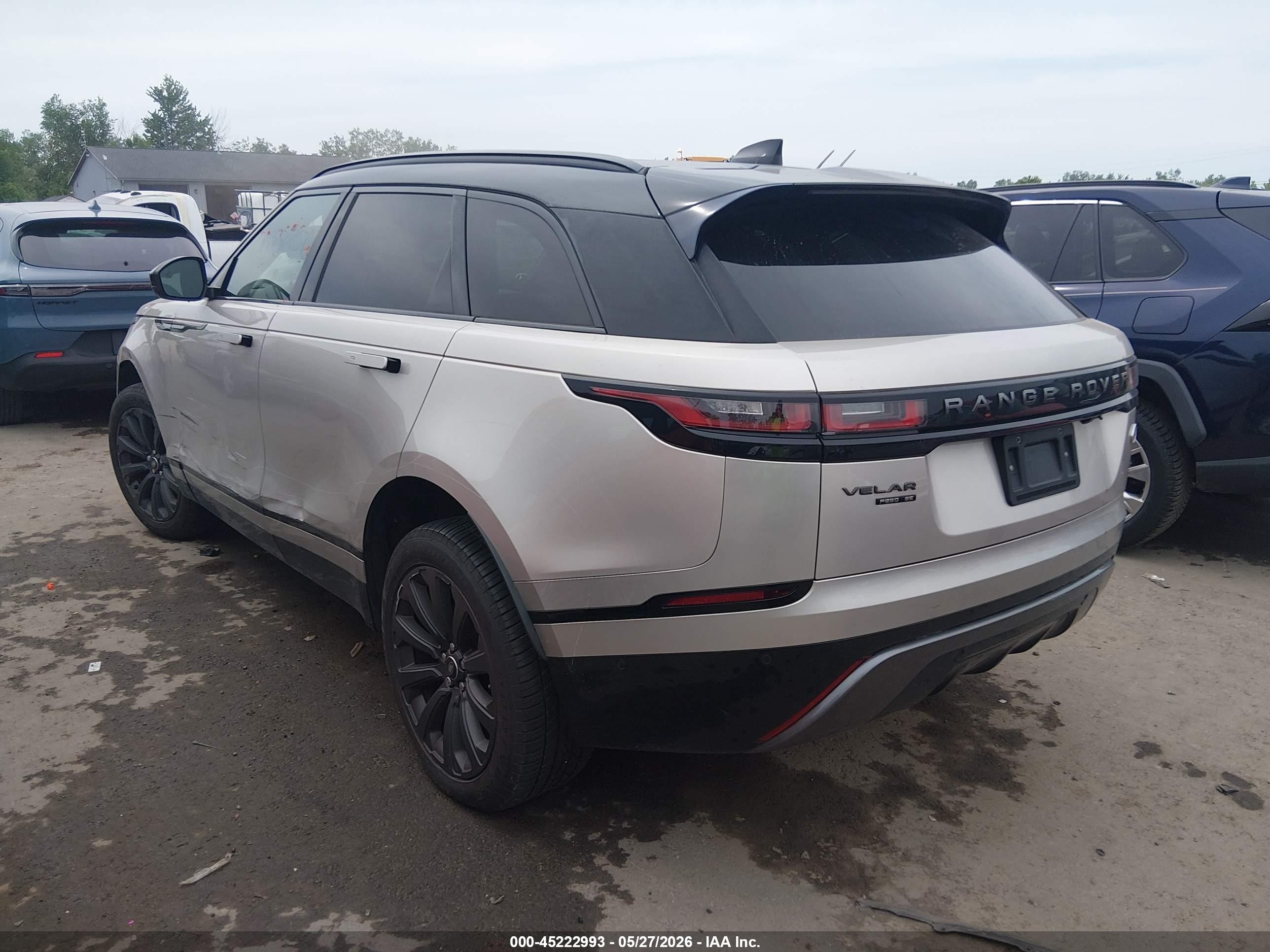 2019 Land Rover Range Rover Velar VIN SALYL2EX1KA779328 IAAI salvage auction — Side, Salvage (Ohio), sold $14,600 on 2026-06-30 (photo 3)
