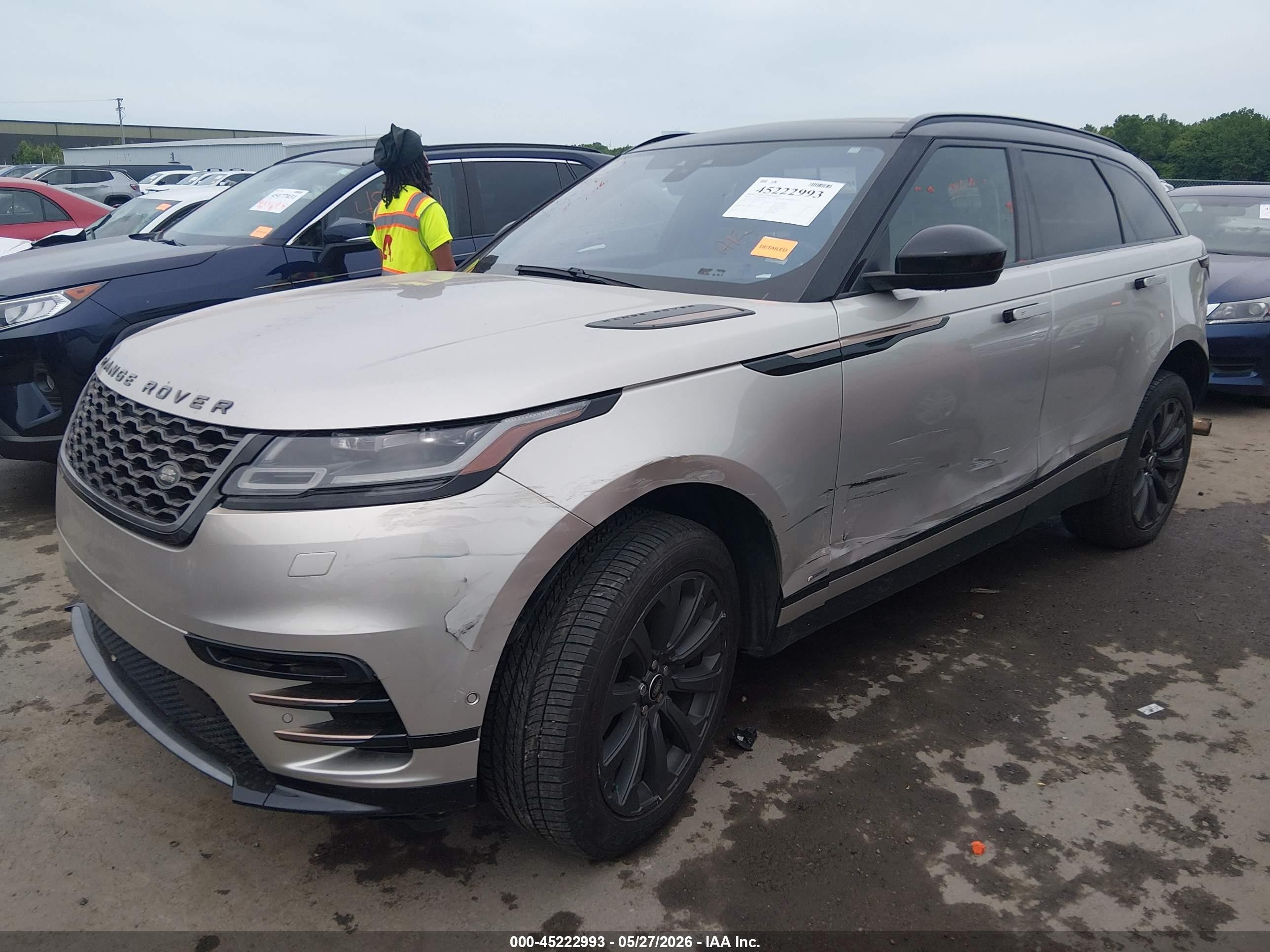 2019 Land Rover Range Rover Velar VIN SALYL2EX1KA779328 IAAI salvage auction — Side, Salvage (Ohio), sold $14,600 on 2026-06-30 (photo 6)