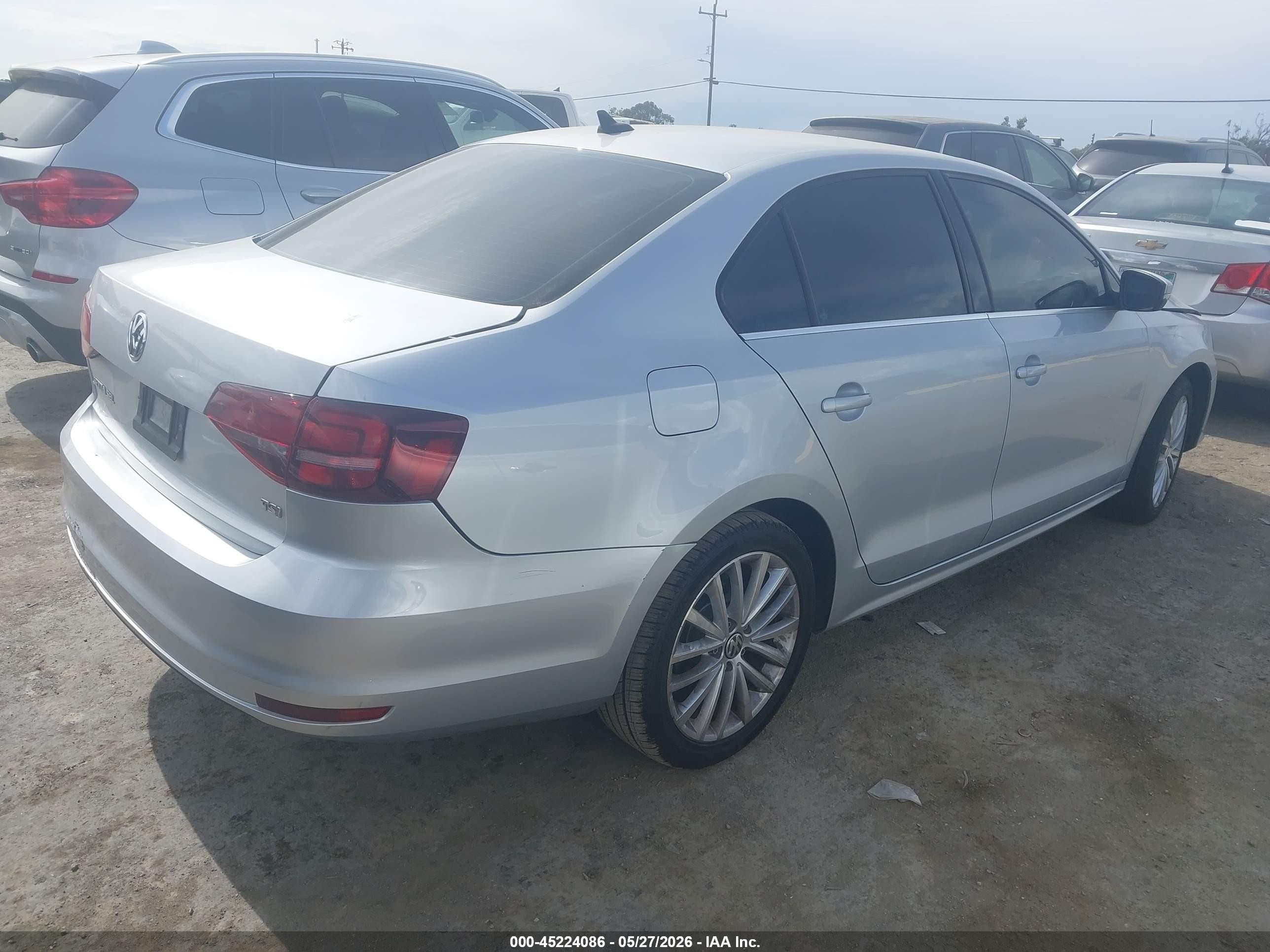 2016 Volkswagen Jetta VIN 3VWL17AJ1GM367195 IAAI salvage auction — Front & Rear, Salvage (California), sold $1,500 on 2026-07-09 (photo 4)