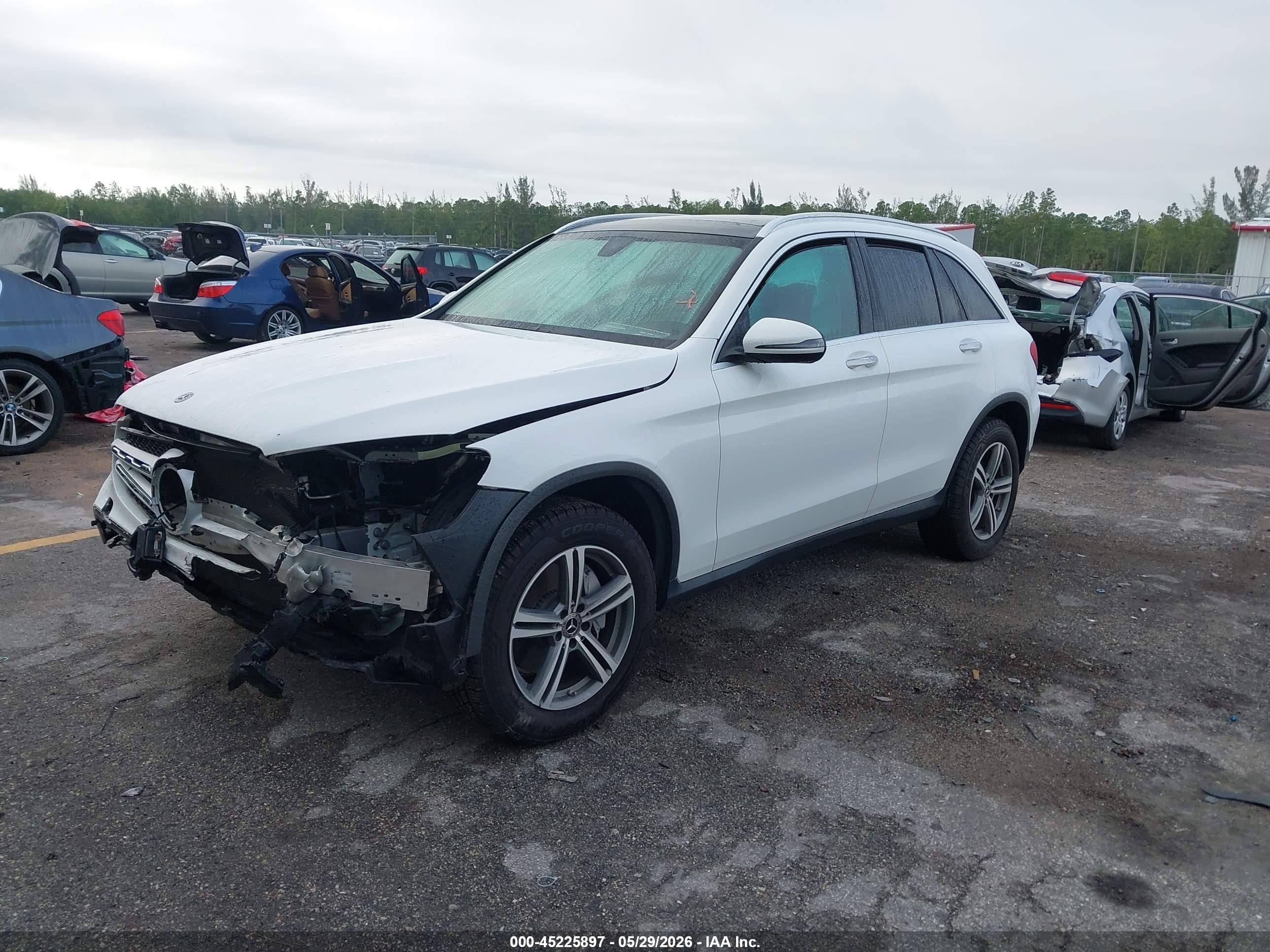 2020 Mercedes-Benz GLC-Class VIN W1N0G8DB9LF808833 IAAI salvage auction — Front End, Certificate Of Destruction (Florida), sold $5,200 on 2026-07-09 (photo 2)