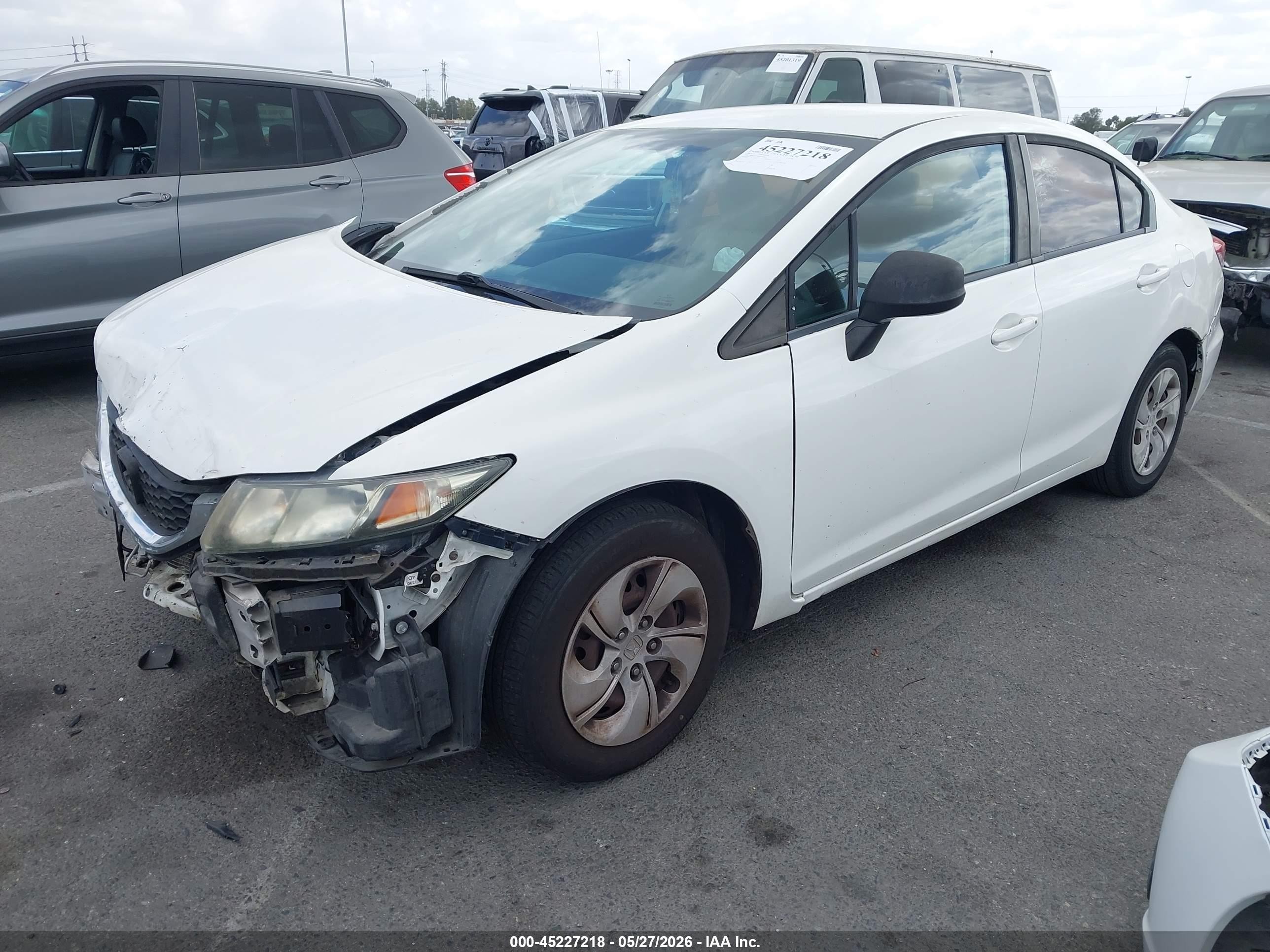 2014 Honda Civic VIN 19XFB2F58EE269025 IAAI salvage auction — Normal Wear, Salvage (California), sold $1,300 on 2026-07-09 (photo 2)