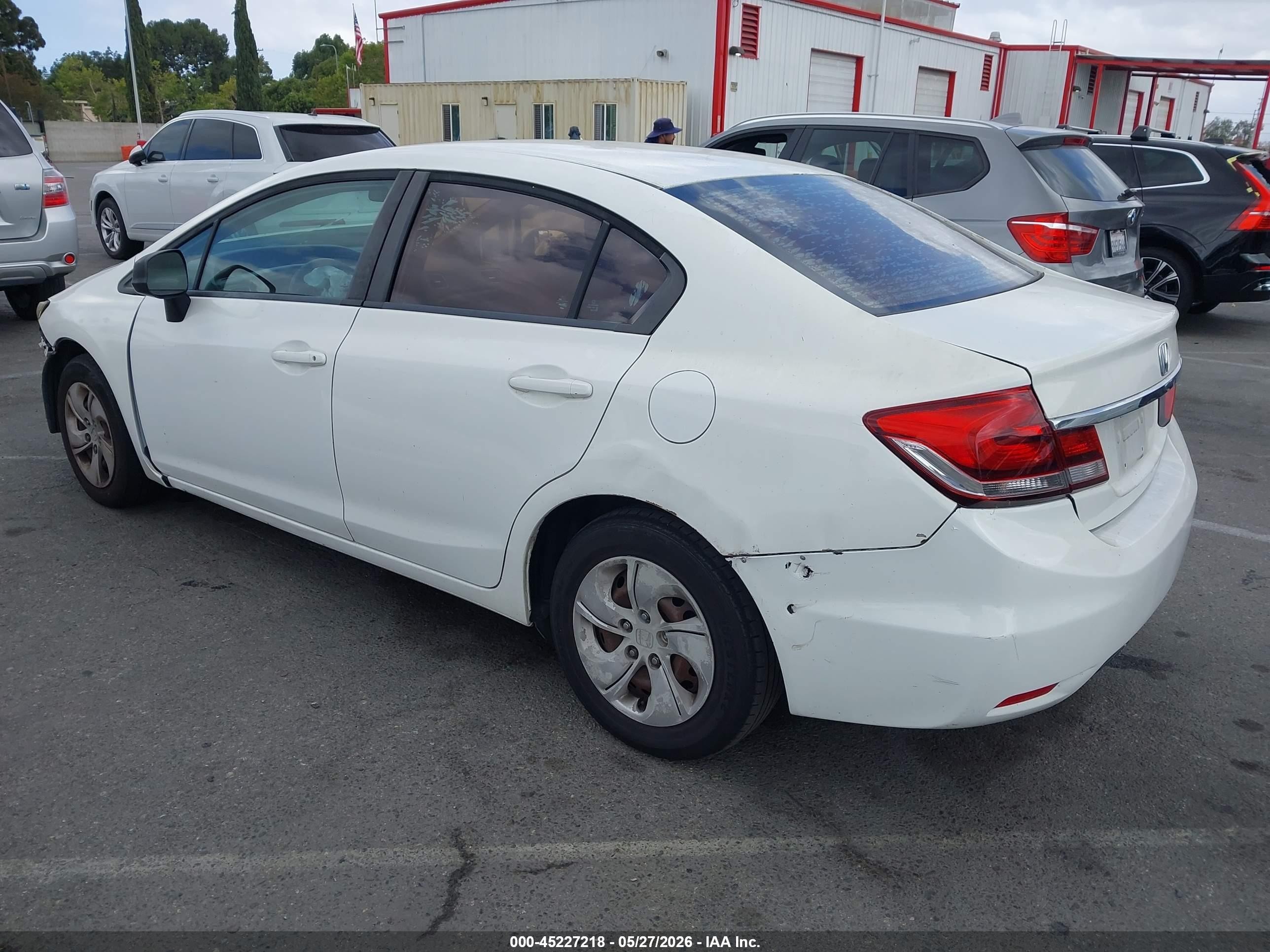 2014 Honda Civic VIN 19XFB2F58EE269025 IAAI salvage auction — Normal Wear, Salvage (California), sold $1,300 on 2026-07-09 (photo 3)