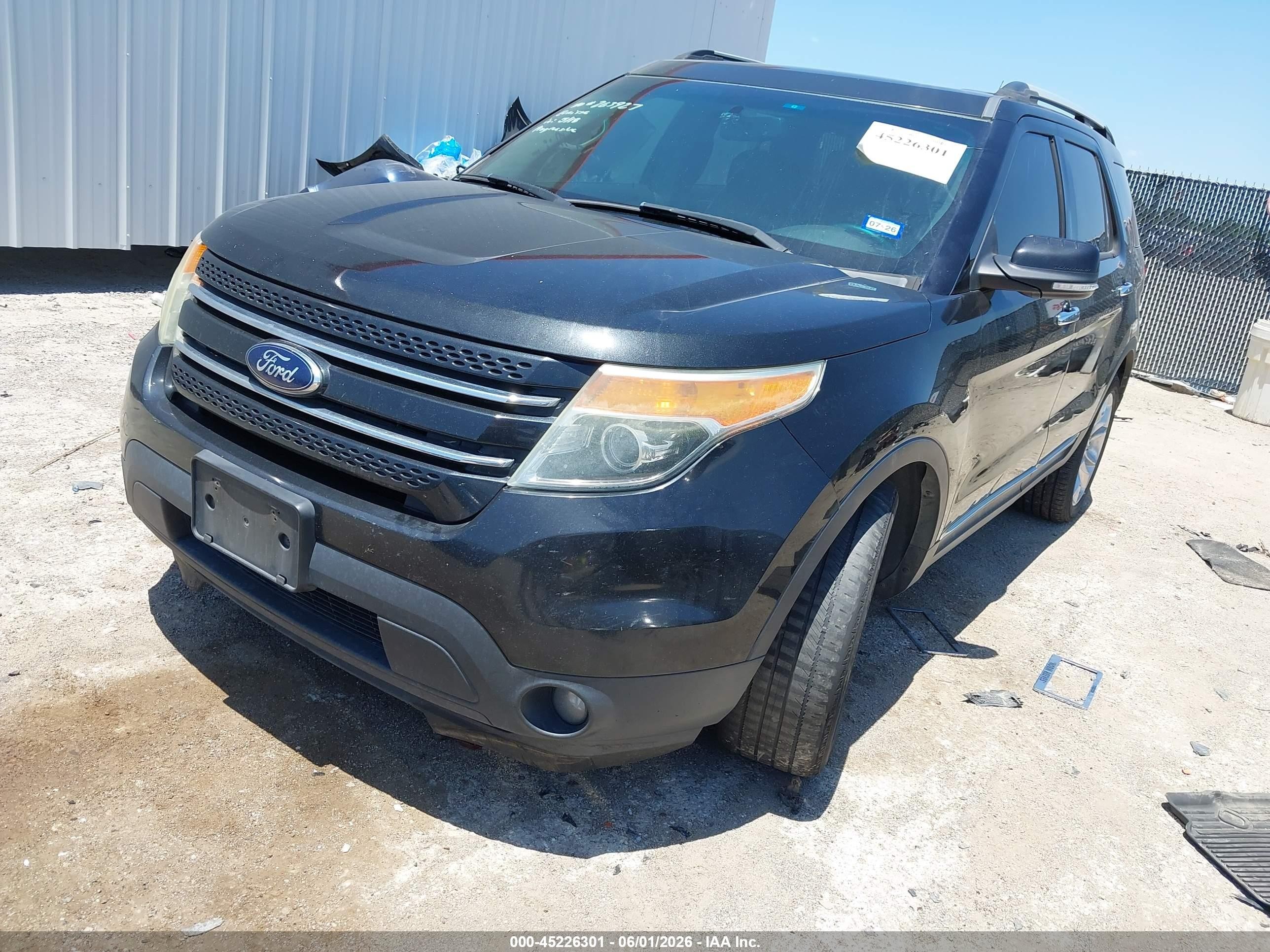 2015 Ford Explorer VIN 1FM5K7F82FGA08098 IAAI salvage auction — Side, Original (Texas), sold $1,350 on 2026-07-09 (photo 2)