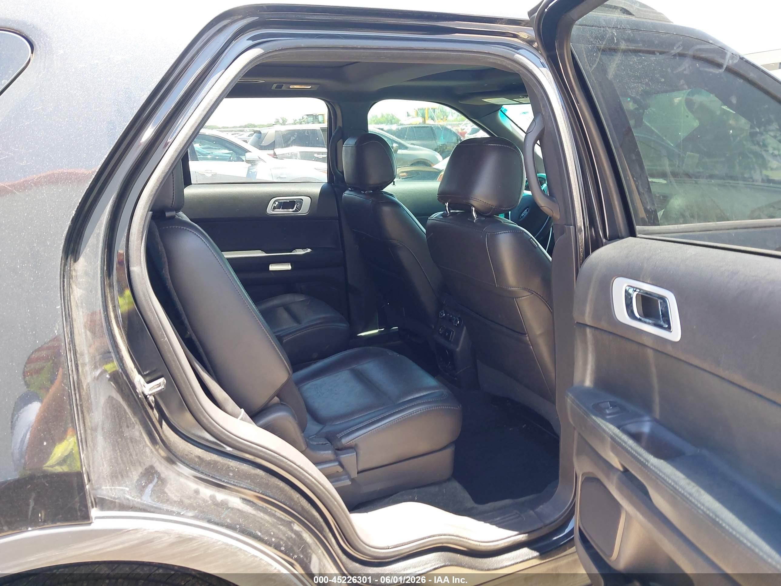 2015 Ford Explorer VIN 1FM5K7F82FGA08098 IAAI salvage auction — Side, Original (Texas), sold $1,350 on 2026-07-09 (photo 8)