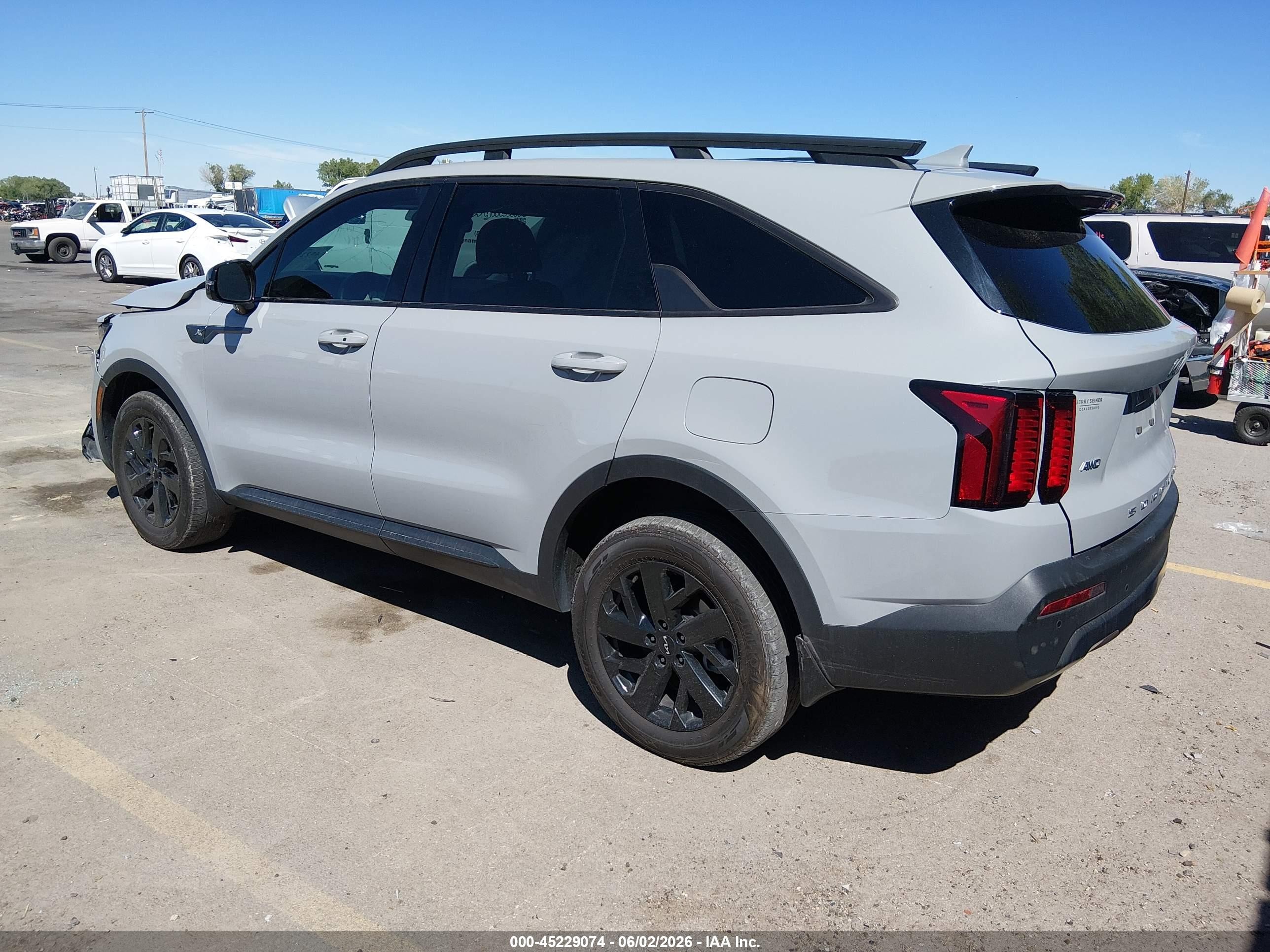 2022 Kia Sorento VIN 5XYRLDLC1NG158330 IAAI salvage auction — Front End, Salvage (Utah), sold $5,600 on 2026-07-09 (photo 3)