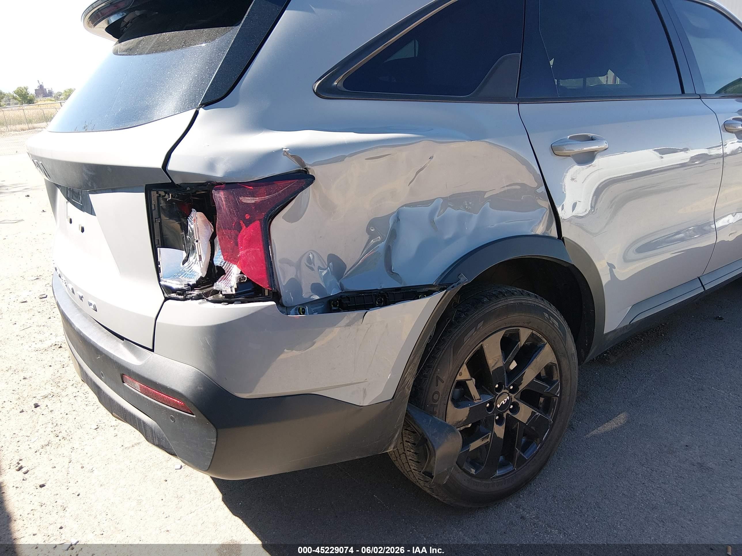 2022 Kia Sorento VIN 5XYRLDLC1NG158330 IAAI salvage auction — Front End, Salvage (Utah), sold $5,600 on 2026-07-09 (photo 6)