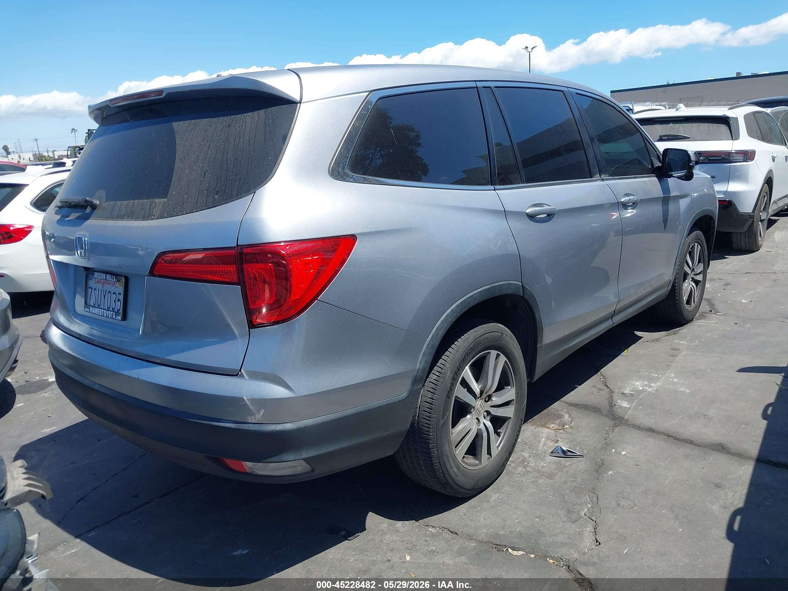 2016 Honda Pilot VIN 5FNYF5H31GB037888 IAAI salvage auction — Front End, Salvage Certificate (California), sold $3,050 on 2026-07-11 (photo 4)