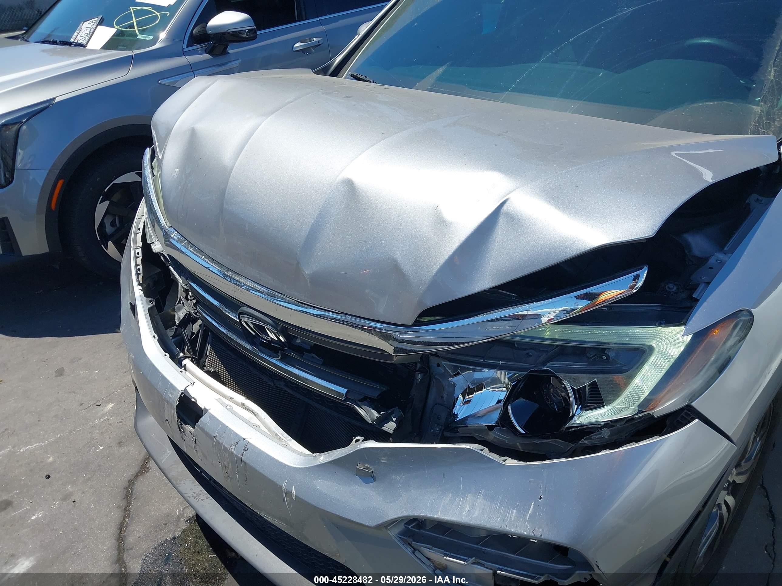 2016 Honda Pilot VIN 5FNYF5H31GB037888 IAAI salvage auction — Front End, Salvage Certificate (California), sold $3,050 on 2026-07-11 (photo 6)