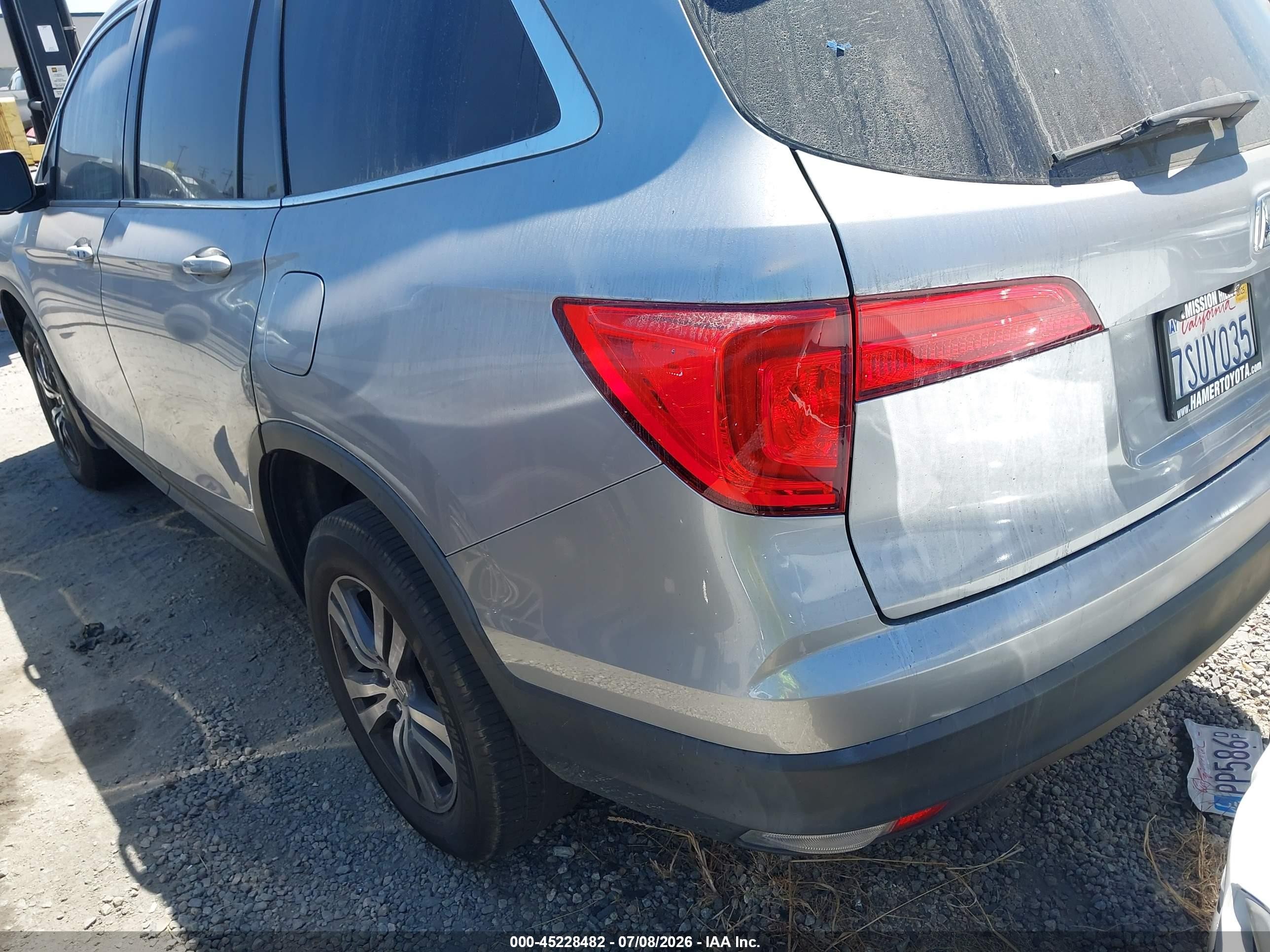 2016 Honda Pilot VIN 5FNYF5H31GB037888 IAAI salvage auction — Front End, Salvage Certificate (California), sold $3,050 on 2026-07-11 (photo 3)