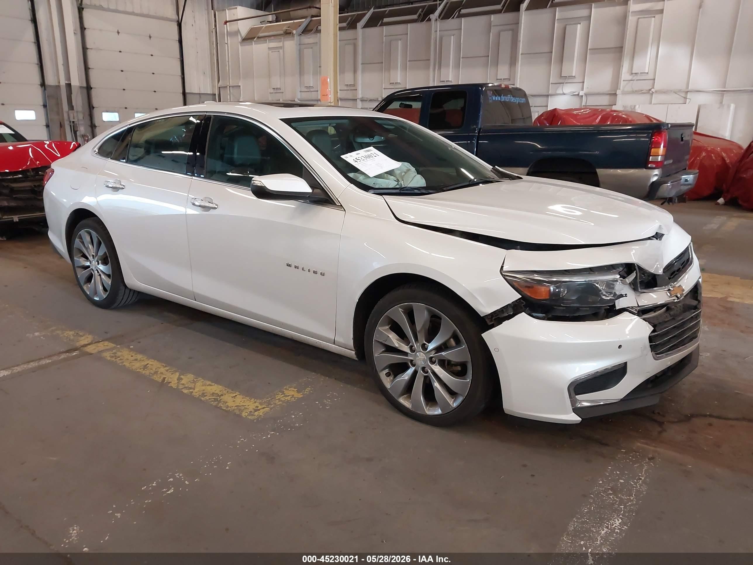2017 Chevrolet Malibu VIN 1G1ZH5SX6HF223376 IAAI salvage auction — Front End, Salvage (Oregon), sold $875 on 2026-07-09 (photo 1)