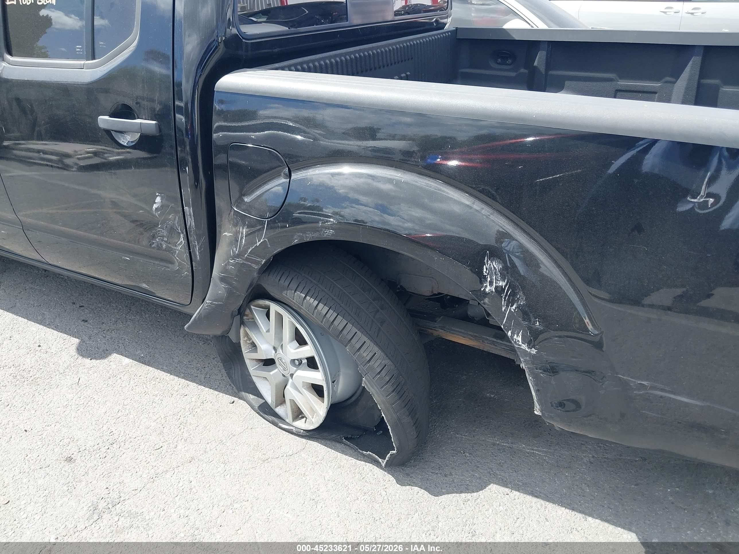 2018 Nissan Frontier VIN 1N6AD0ER2JN719624 IAAI salvage auction — Side, Salvage (California), sold $4,350 on 2026-07-09 (photo 6)