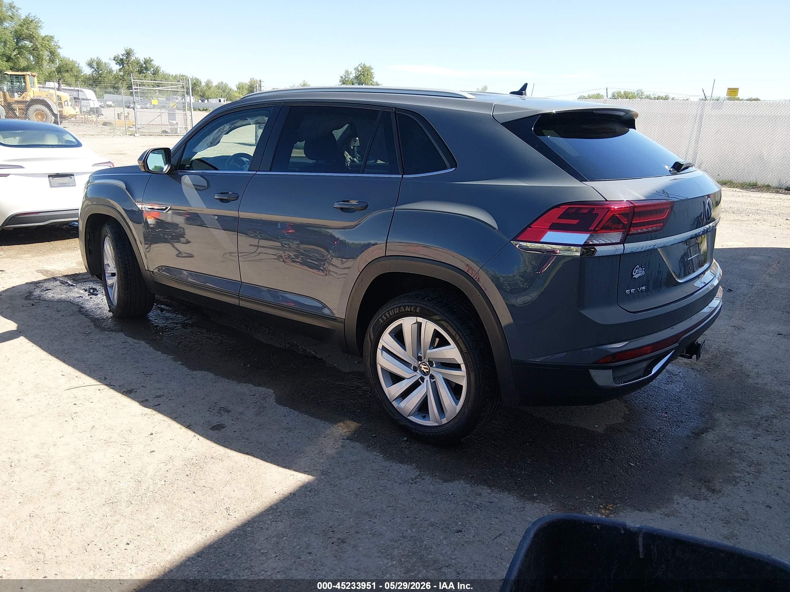 2020 Volkswagen Atlas VIN 1V21E2CA7LC217603 IAAI salvage auction — Unknown, Salvage (Montana), sold $3,550 on 2026-07-30 (photo 3)