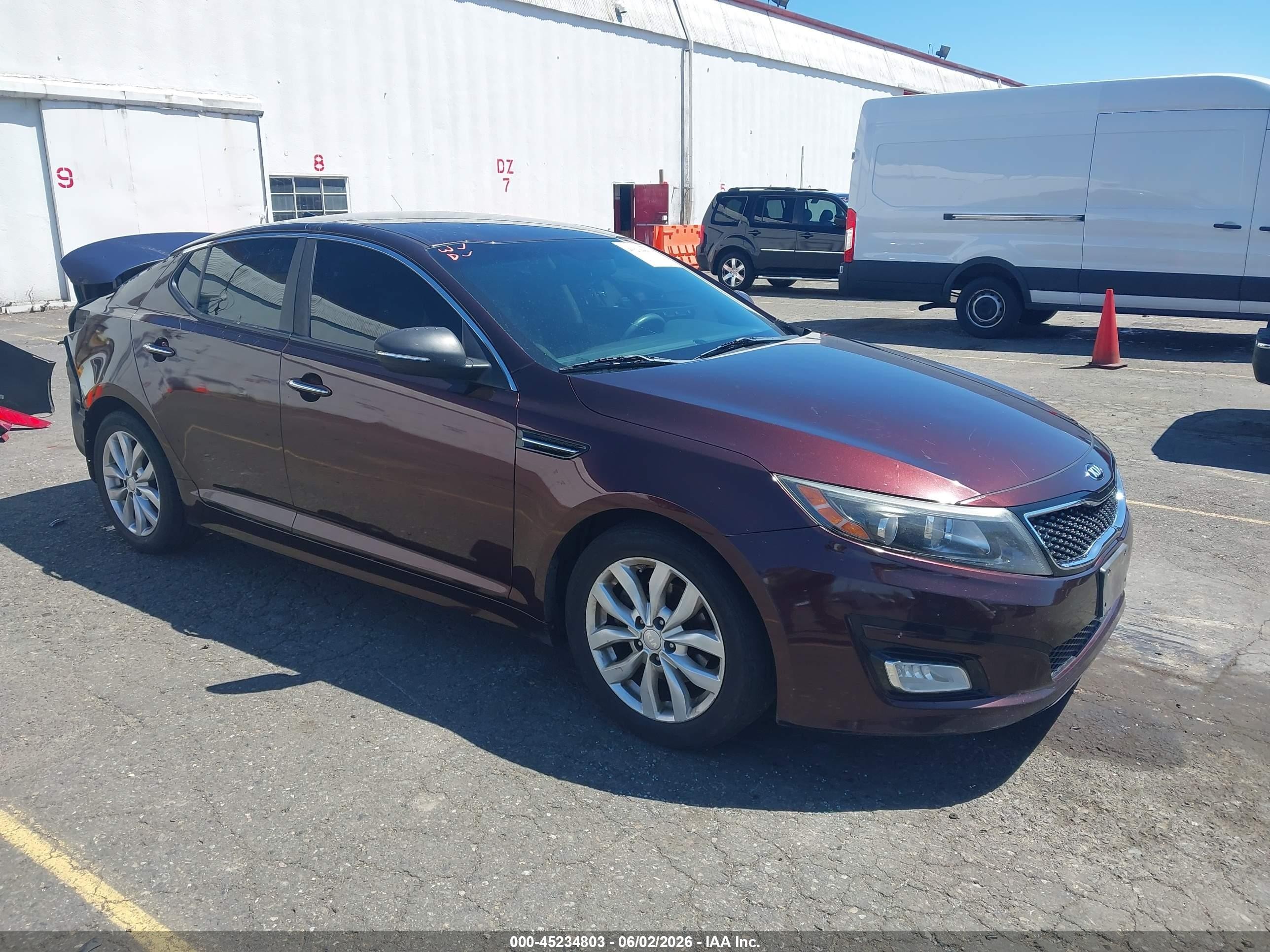 2015 Kia Optima VIN 5XXGM4A74FG350728 IAAI salvage auction — Rear End, Salvage (Oregon), sold $975 on 2026-07-09 (photo 1)