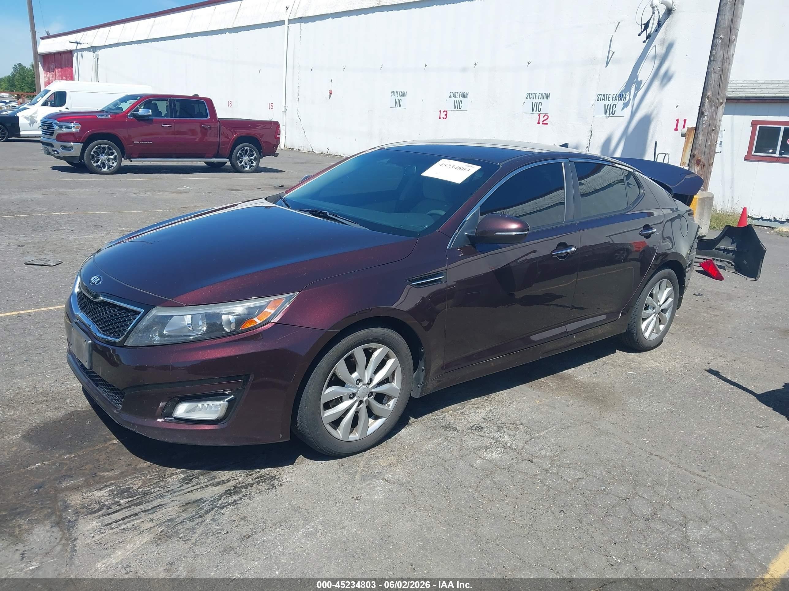 2015 Kia Optima VIN 5XXGM4A74FG350728 IAAI salvage auction — Rear End, Salvage (Oregon), sold $975 on 2026-07-09 (photo 2)