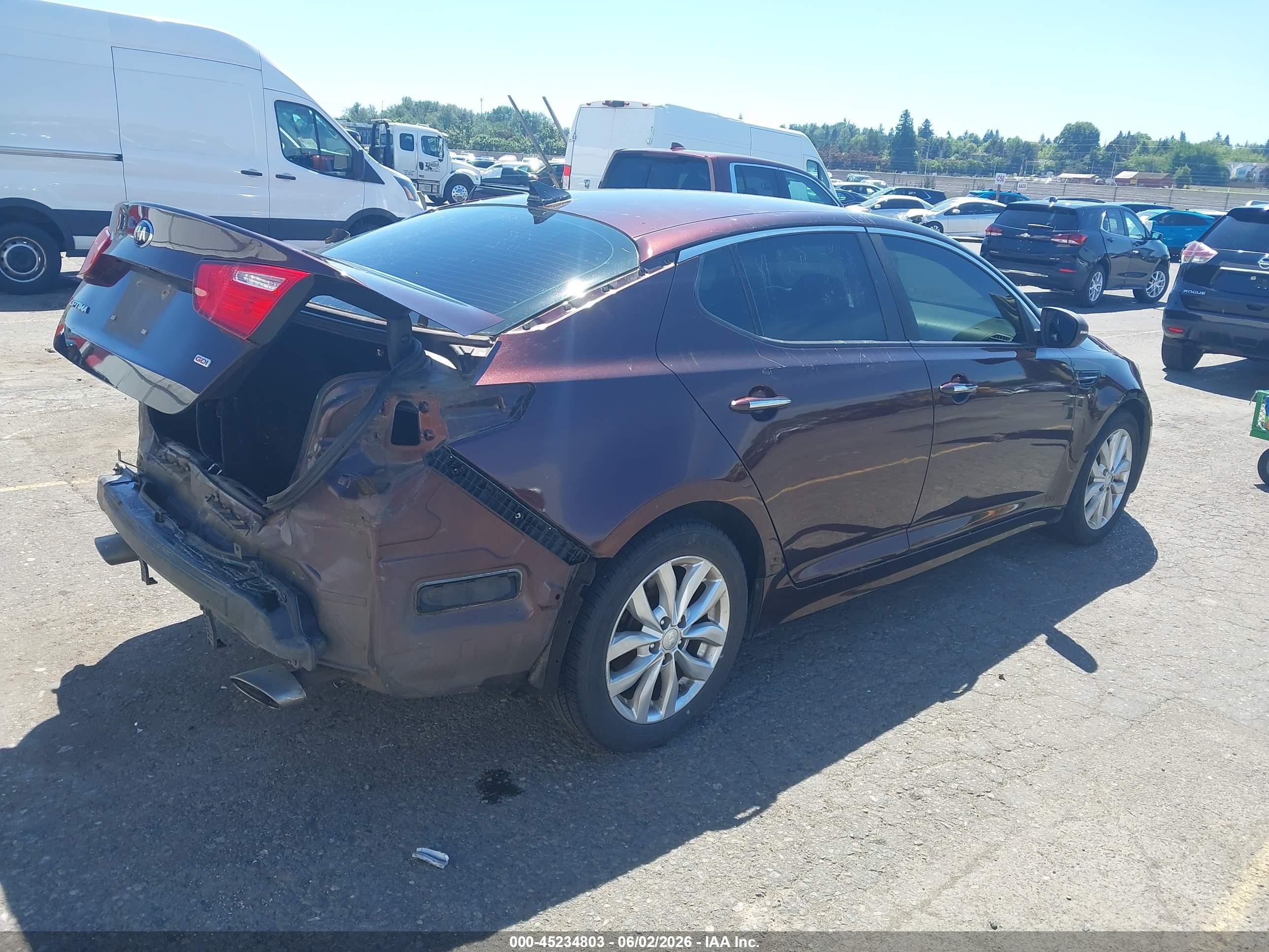 2015 Kia Optima VIN 5XXGM4A74FG350728 IAAI salvage auction — Rear End, Salvage (Oregon), sold $975 on 2026-07-09 (photo 4)