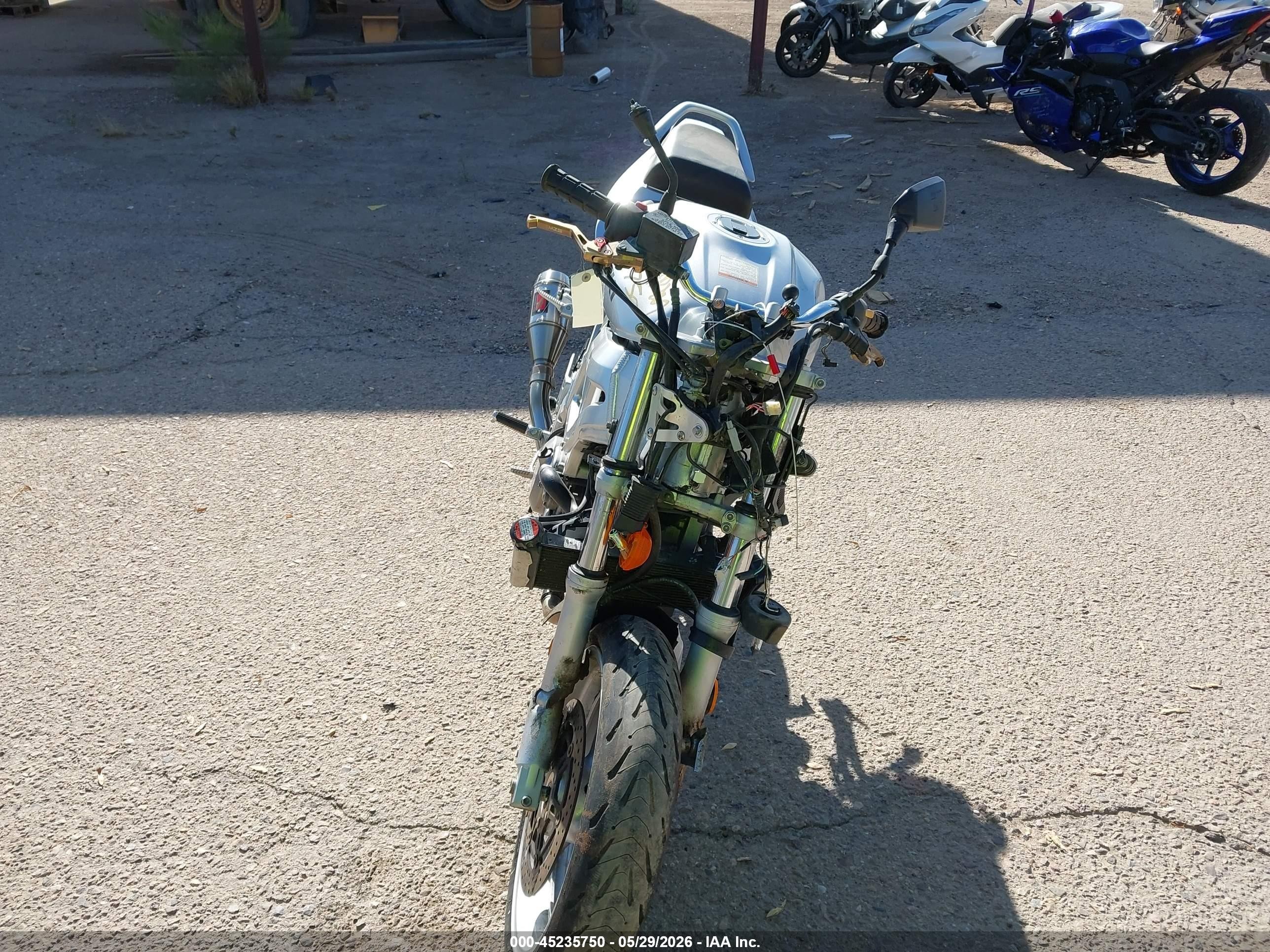 2003 Suzuki Sv650 VIN JS1VP53A332101300 IAAI salvage auction — Front End, Salvage (Arizona), sold $150 on 2026-08-27 (photo 5)