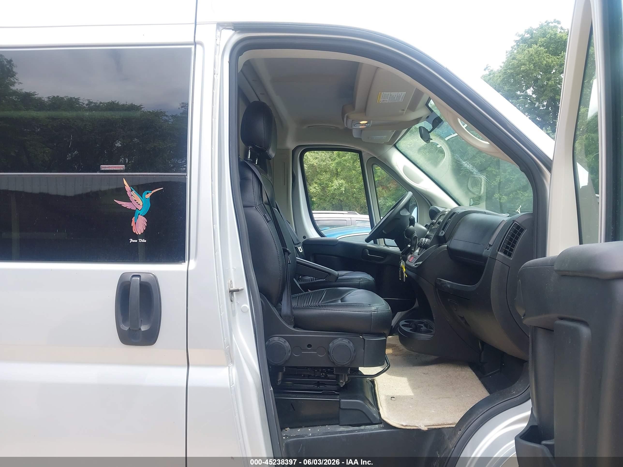 2020 Ram Promaster city VIN 3C6URVJG8LE134032 IAAI salvage auction — Front End, Salvage (Kansas), sold $28,500 on 2026-08-19 (photo 5)