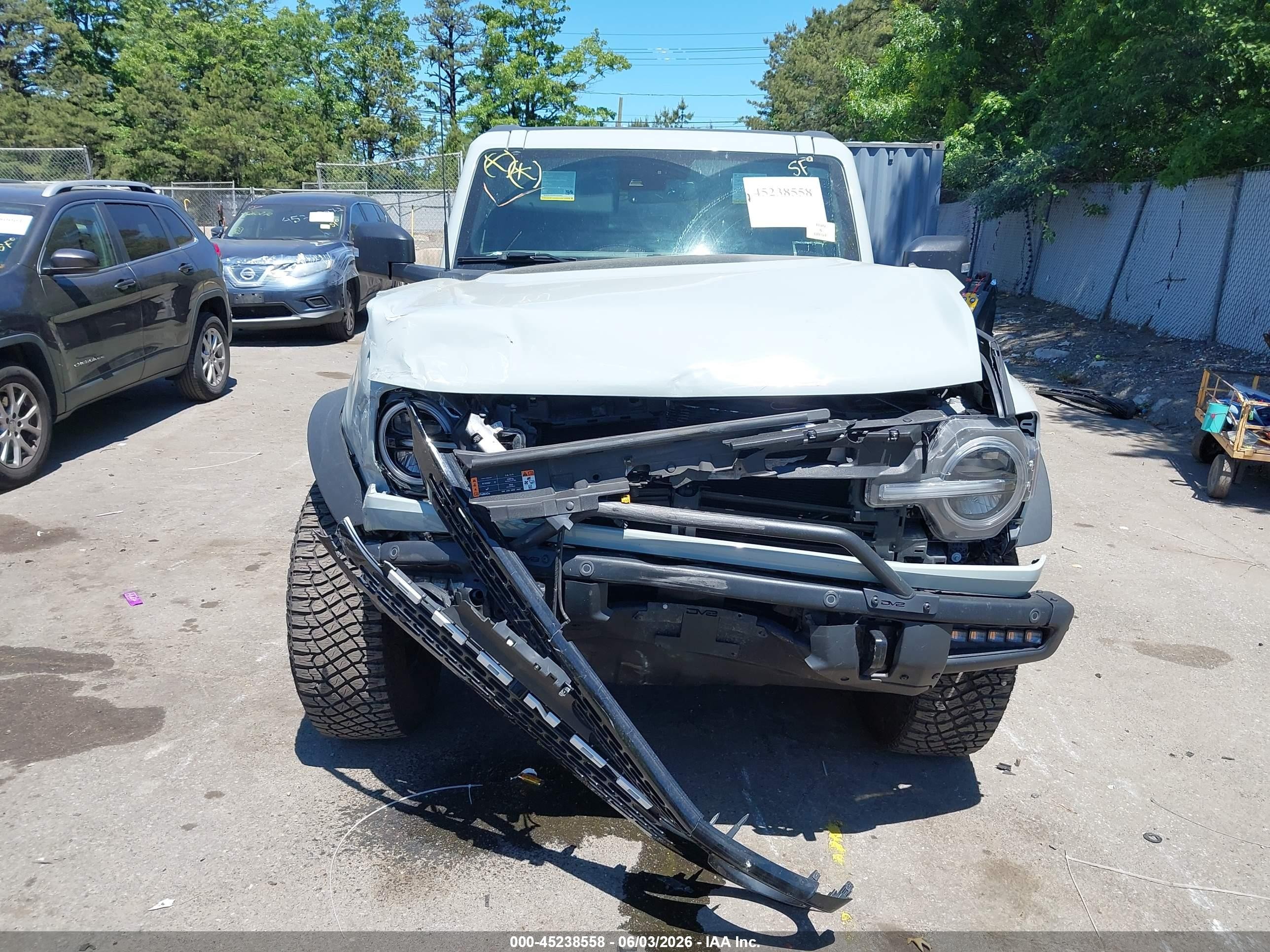 2024 Ford Bronco VIN 1FMEE2BP9RLA22003 IAAI salvage auction — Front End, Mv-907A (New York), sold $14,000 on 2026-07-10 (photo 6)