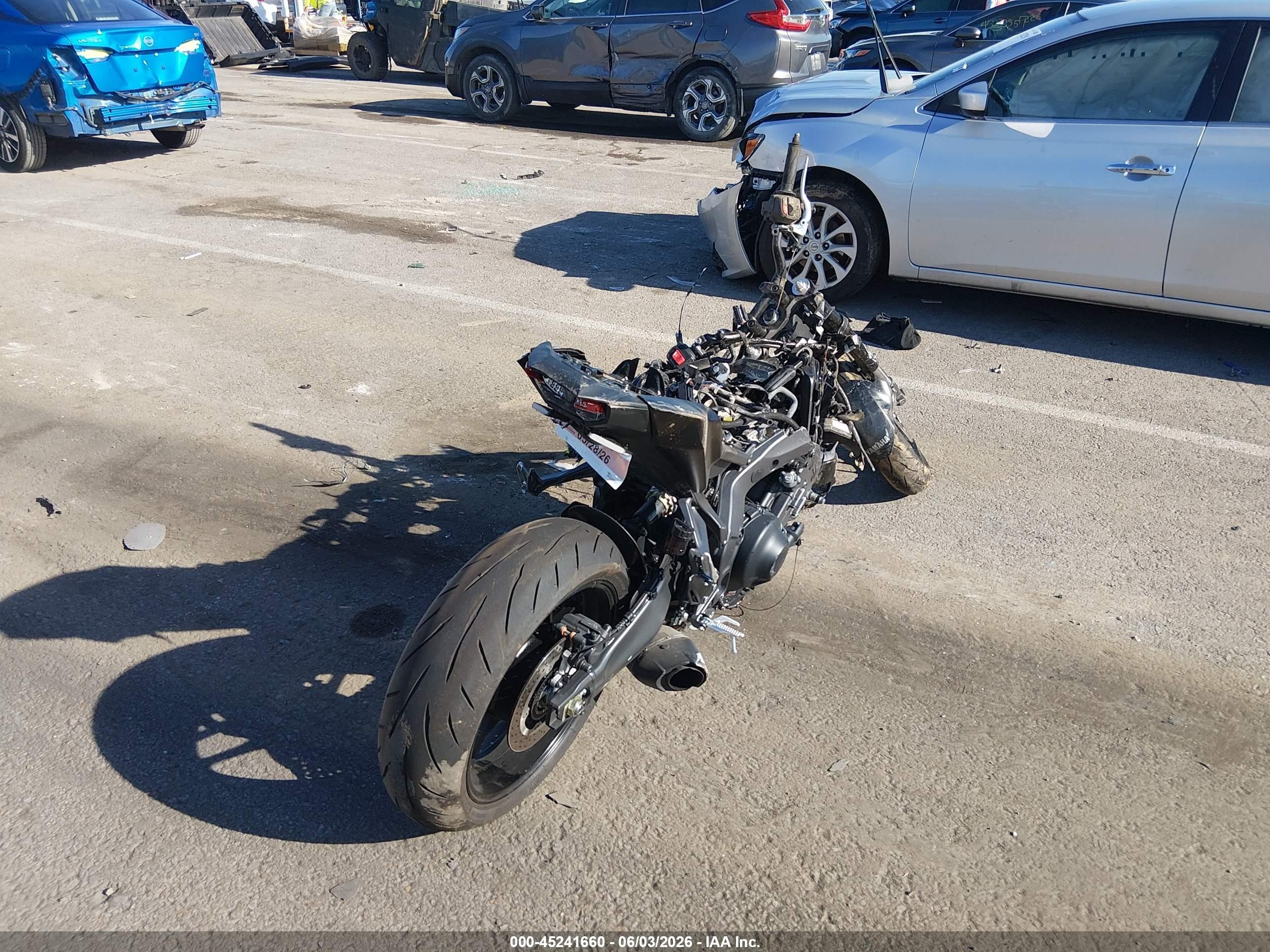2025 Yamaha MT09 VIN JYARN94E6SA003528 IAAI salvage auction — Rollover, Salvage (Missouri), sold $500 on 2026-09-09 (photo 1)