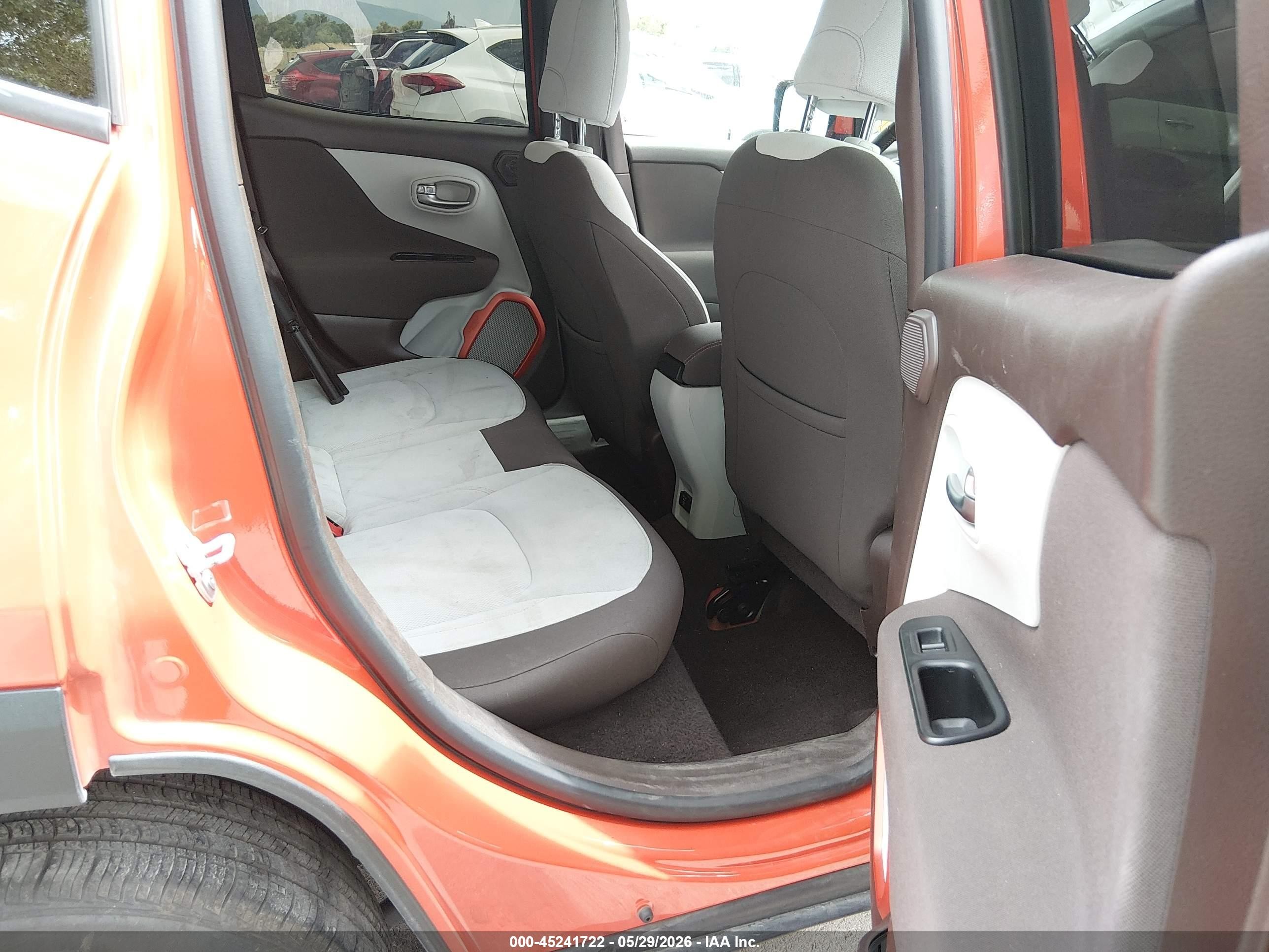 2015 Jeep Renegade VIN ZACCJBBT6FPB79208 IAAI salvage auction — Front End, Salvage (Utah), sold $2,000 on 2026-07-08 (photo 8)