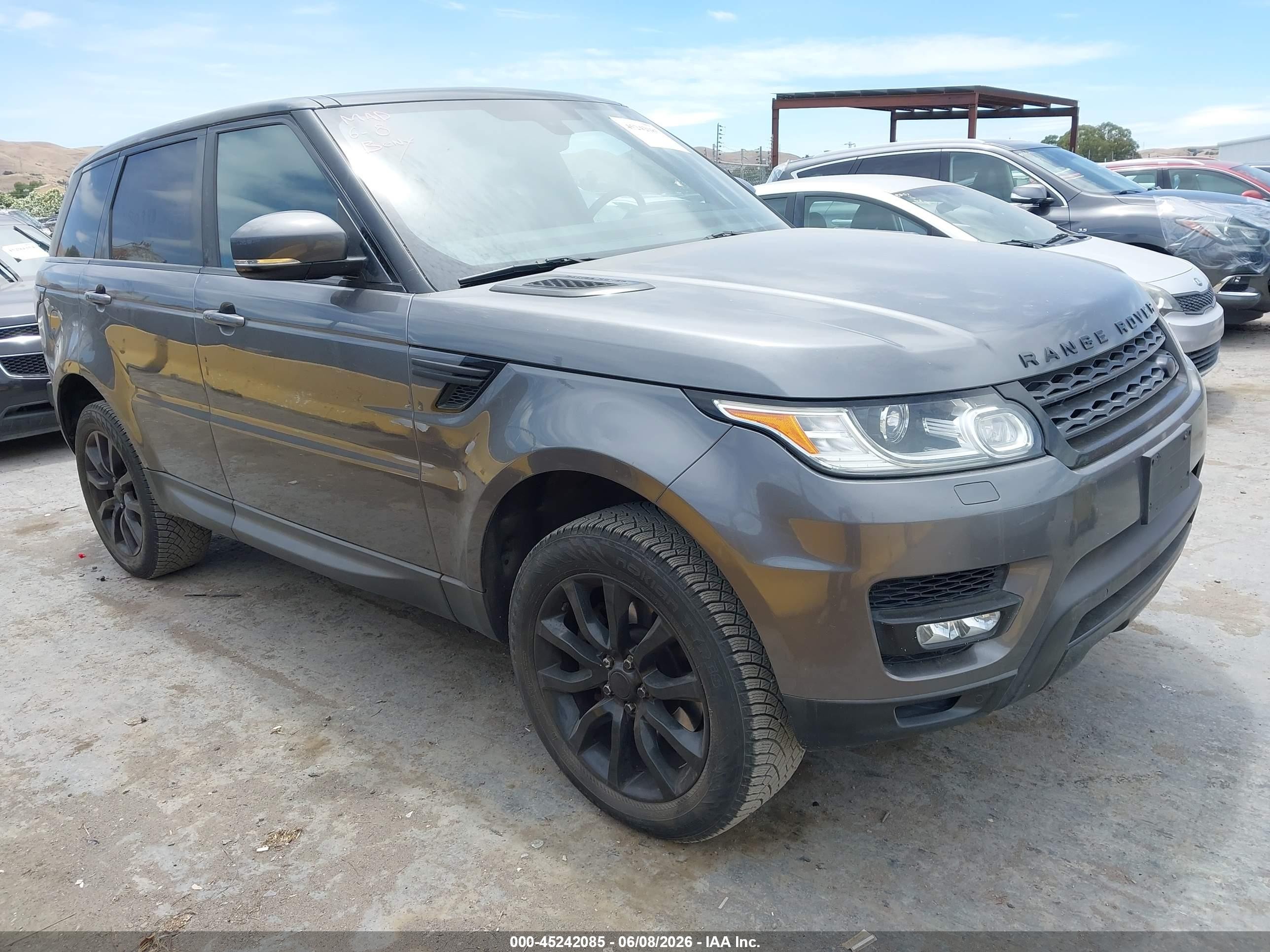 2015 Land Rover Range Rover Sport VIN SALWR2VF4FA612786 IAAI salvage auction — Top/Roof, Salvage (California), sold $3,850 on 2026-07-02 (photo 1)
