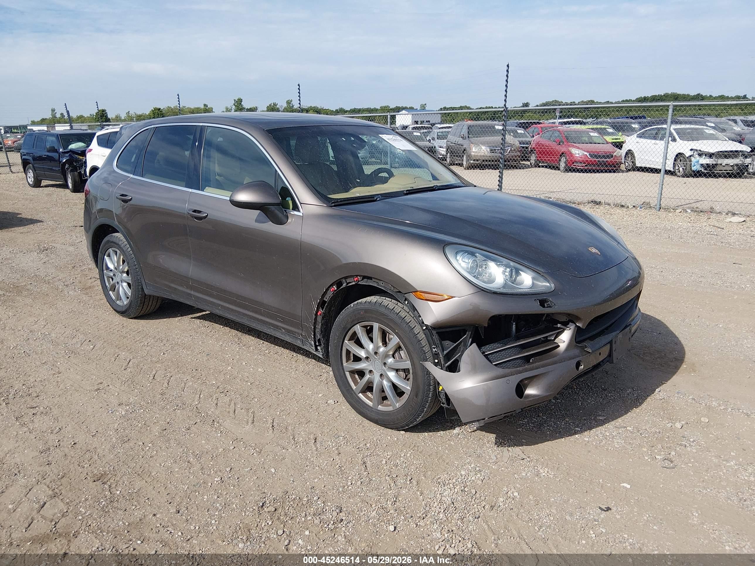 2013 Porsche Cayenne VIN WP1AA2A29DLA05097 IAAI salvage auction — Unknown, Salvage (Illinois), sold $1,200 on 2026-07-03 (photo 1)