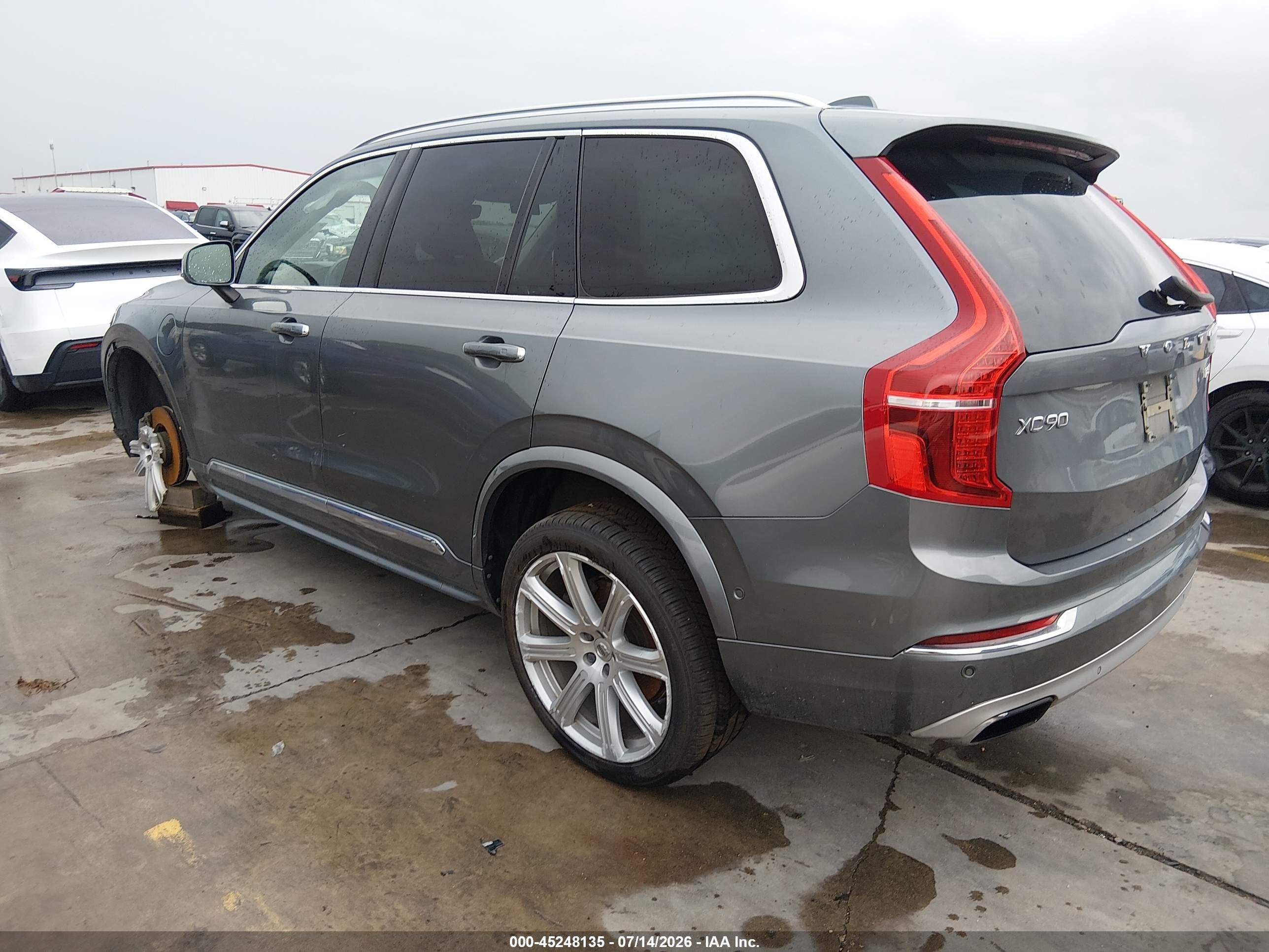 2019 Volvo XC90 VIN YV4BR0CL6K1500629 IAAI salvage auction — Side, Original (Texas), sold $9,700 on 2026-09-18 (photo 3)