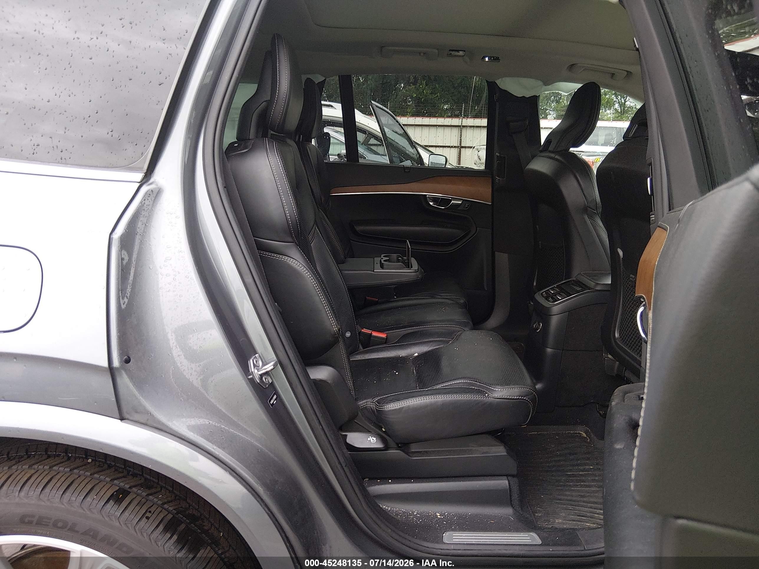 2019 Volvo XC90 VIN YV4BR0CL6K1500629 IAAI salvage auction — Side, Original (Texas), sold $9,700 on 2026-09-18 (photo 8)