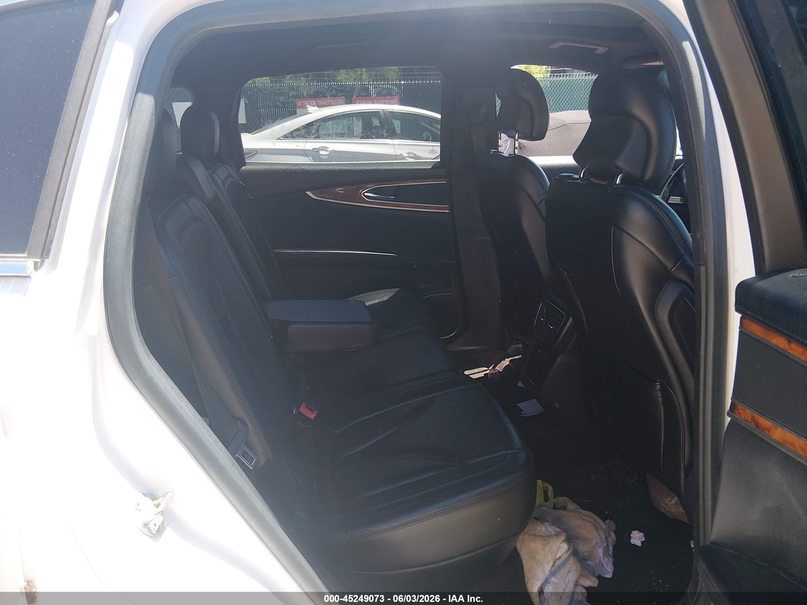 2016 Lincoln Mkx VIN 2LMTJ6LR2GBL66509 IAAI salvage auction — Side, Salvage (Idaho), sold $1,350 on 2026-09-12 (photo 8)