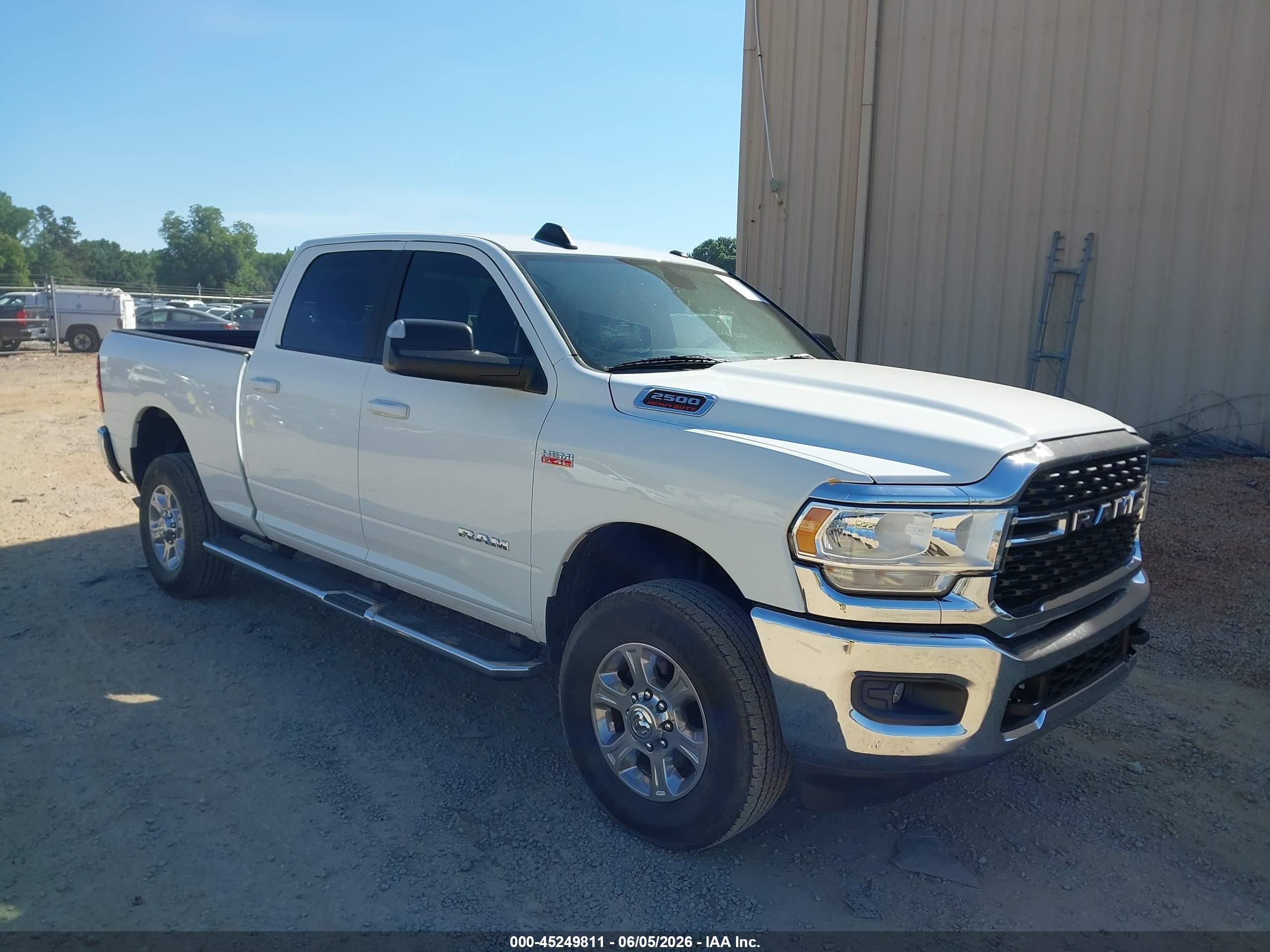 2022 Ram 2500 VIN 3C6UR5DJ7NG440928 IAAI salvage auction — Side, Salvage (Idaho), sold $18,725 on 2026-09-12 (photo 1)