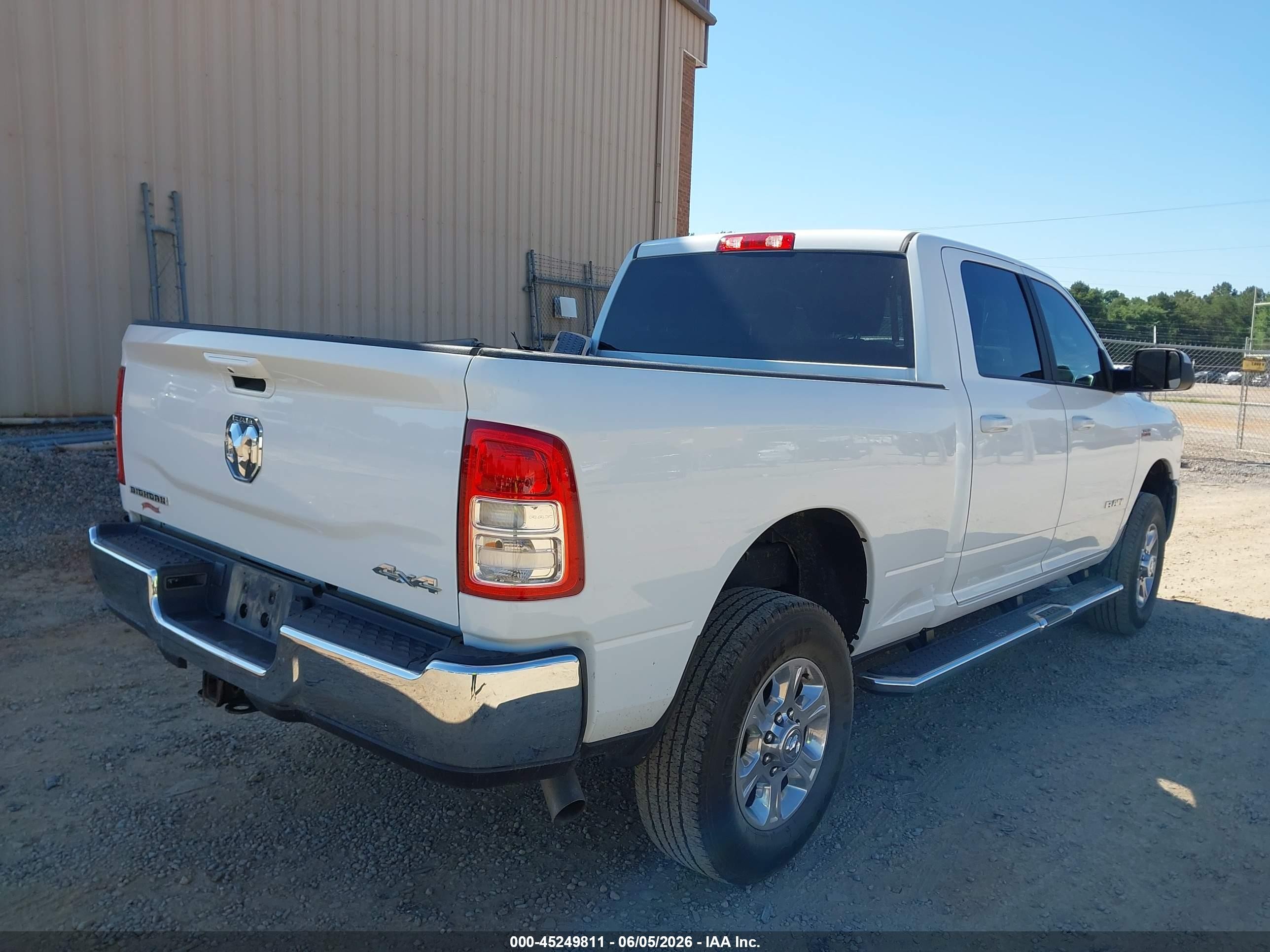 2022 Ram 2500 VIN 3C6UR5DJ7NG440928 IAAI salvage auction — Side, Salvage (Idaho), sold $18,725 on 2026-09-12 (photo 4)