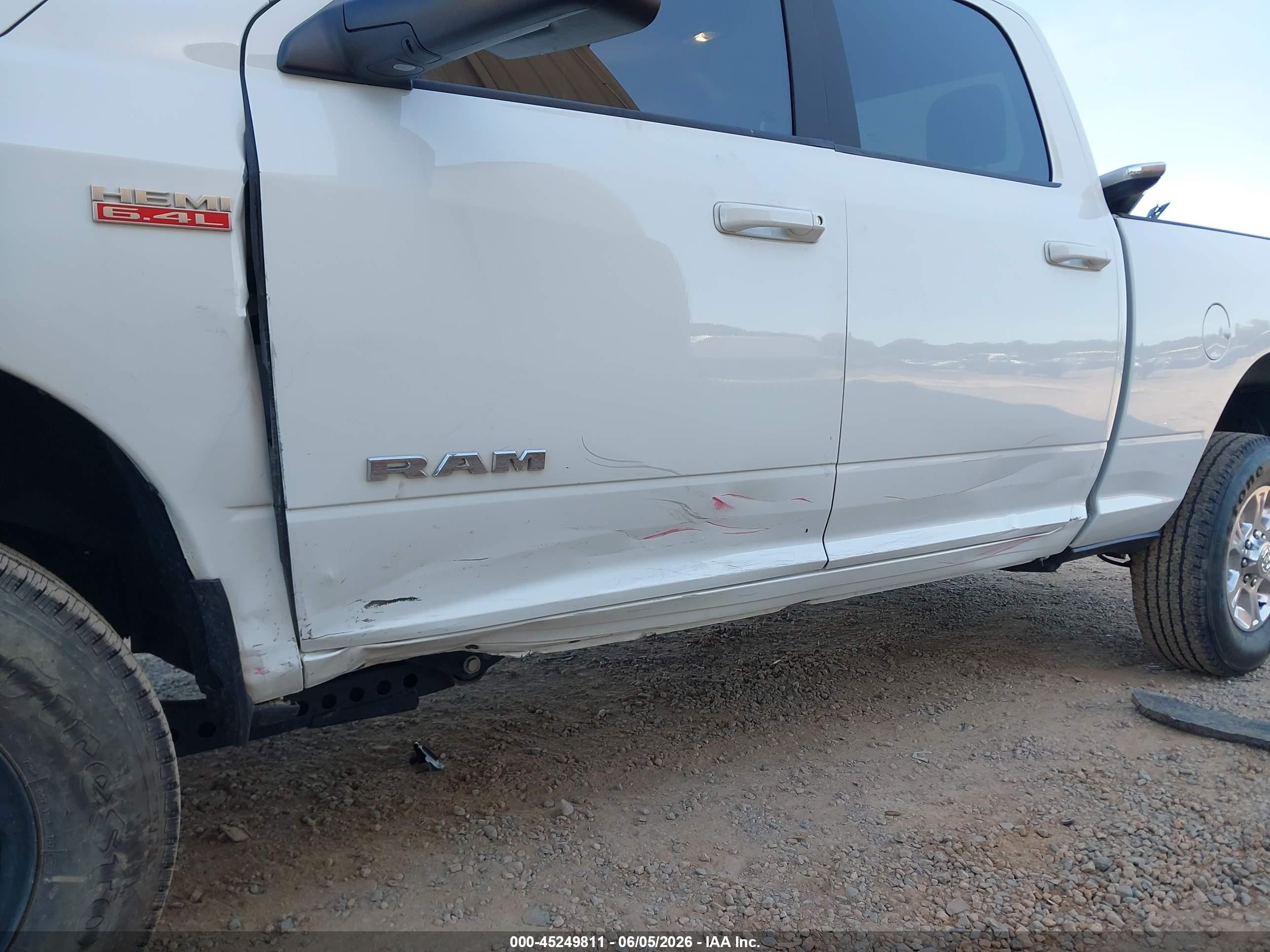 2022 Ram 2500 VIN 3C6UR5DJ7NG440928 IAAI salvage auction — Side, Salvage (Idaho), sold $18,725 on 2026-09-12 (photo 6)