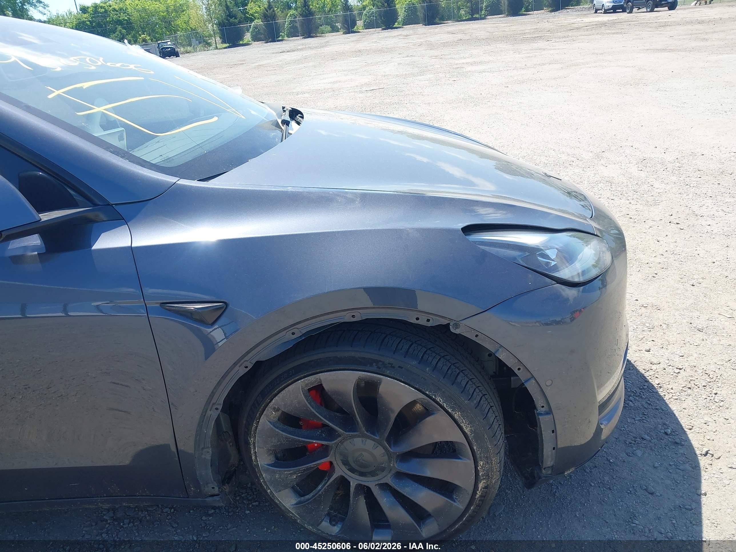 2021 Tesla Model y VIN 5YJYGDEF7MF302511 IAAI salvage auction — Unknown, Salvage (Virginia), sold $8,200 on 2026-09-03 (photo 6)