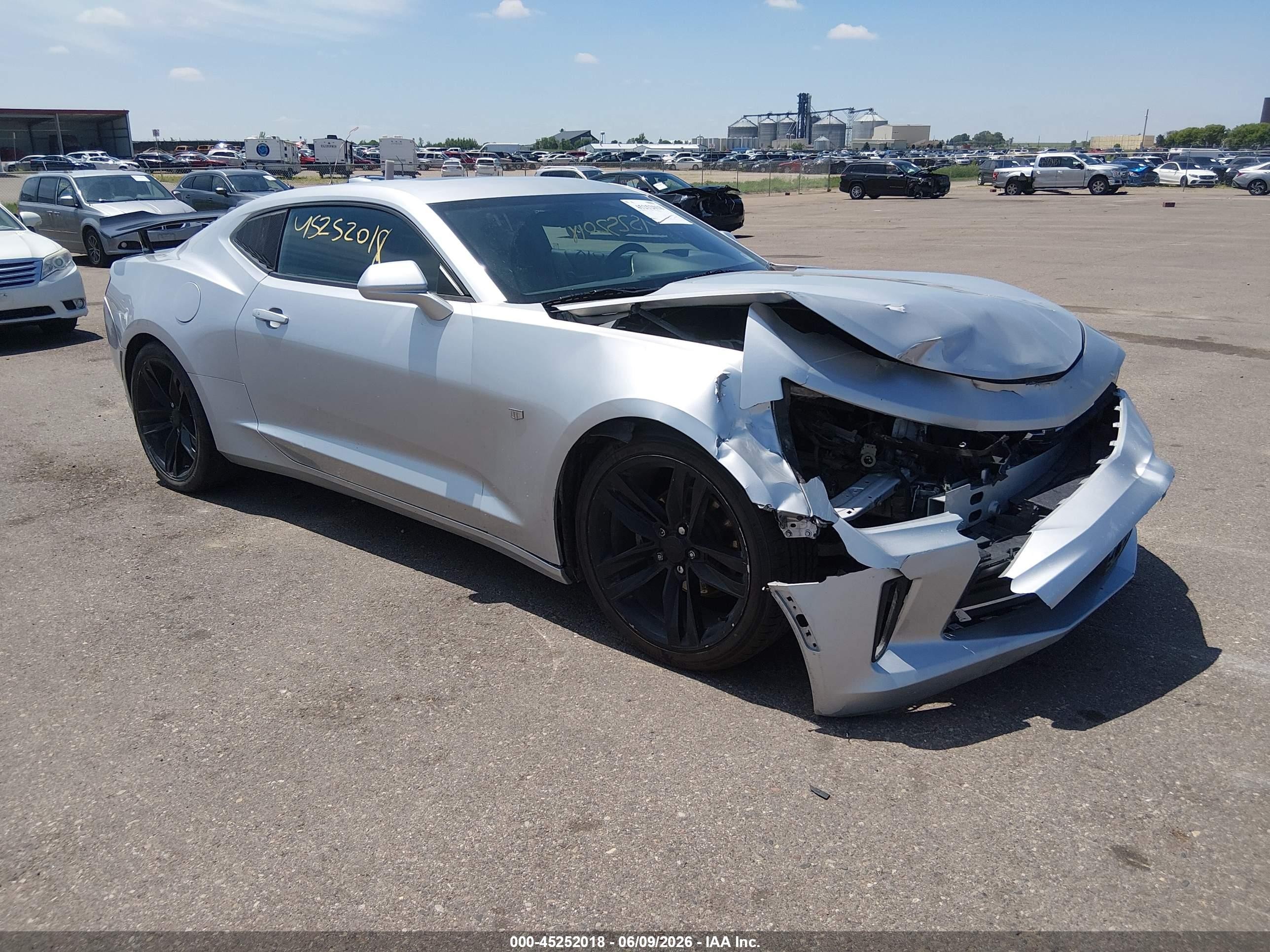 2017 Chevrolet Camaro VIN 1G1FB1RS6H0201274 IAAI salvage auction — Front End, Salvage (Minnesota), sold $4,400 on 2026-09-09 (photo 1)