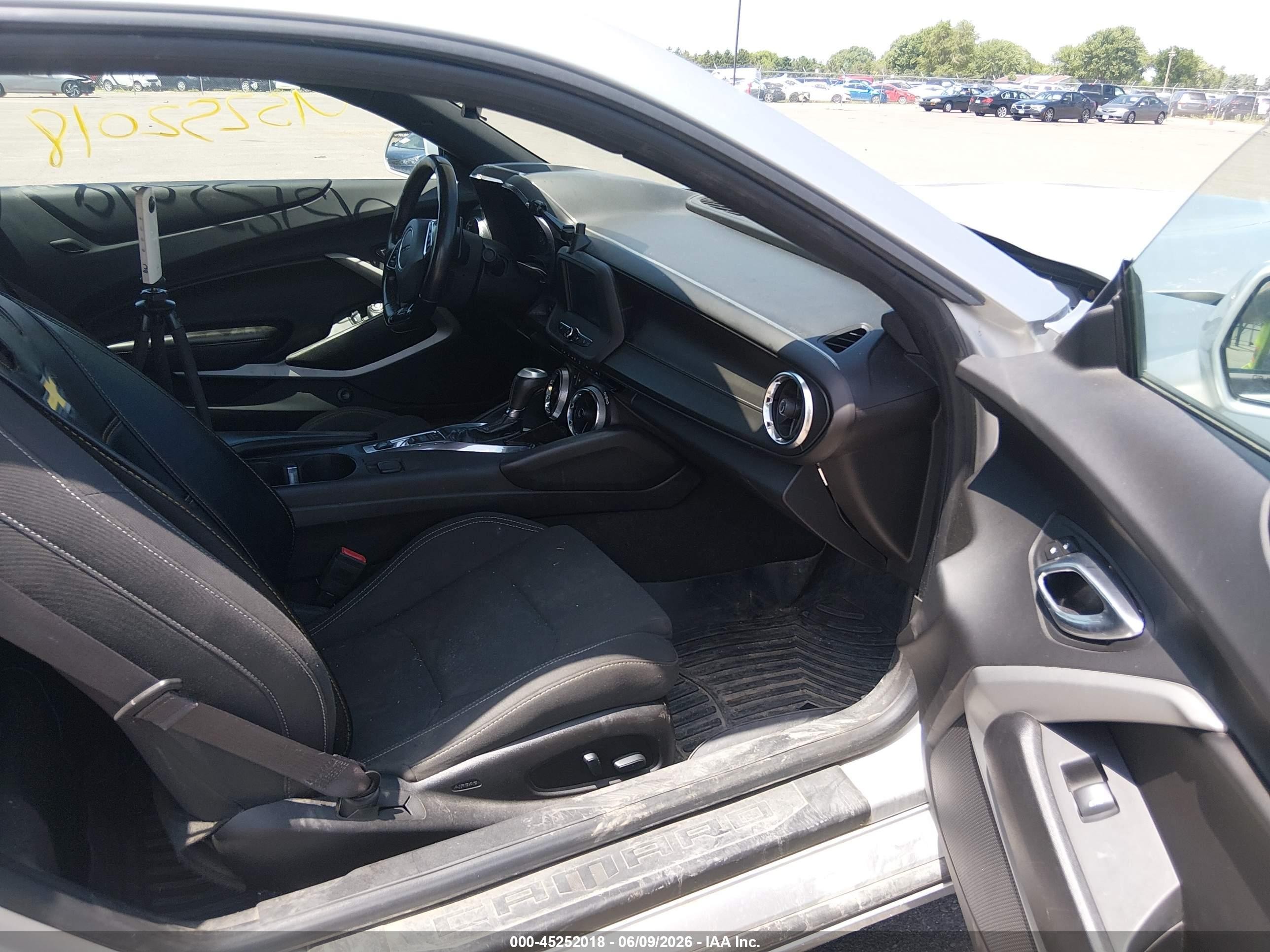 2017 Chevrolet Camaro VIN 1G1FB1RS6H0201274 IAAI salvage auction — Front End, Salvage (Minnesota), sold $4,400 on 2026-09-09 (photo 5)