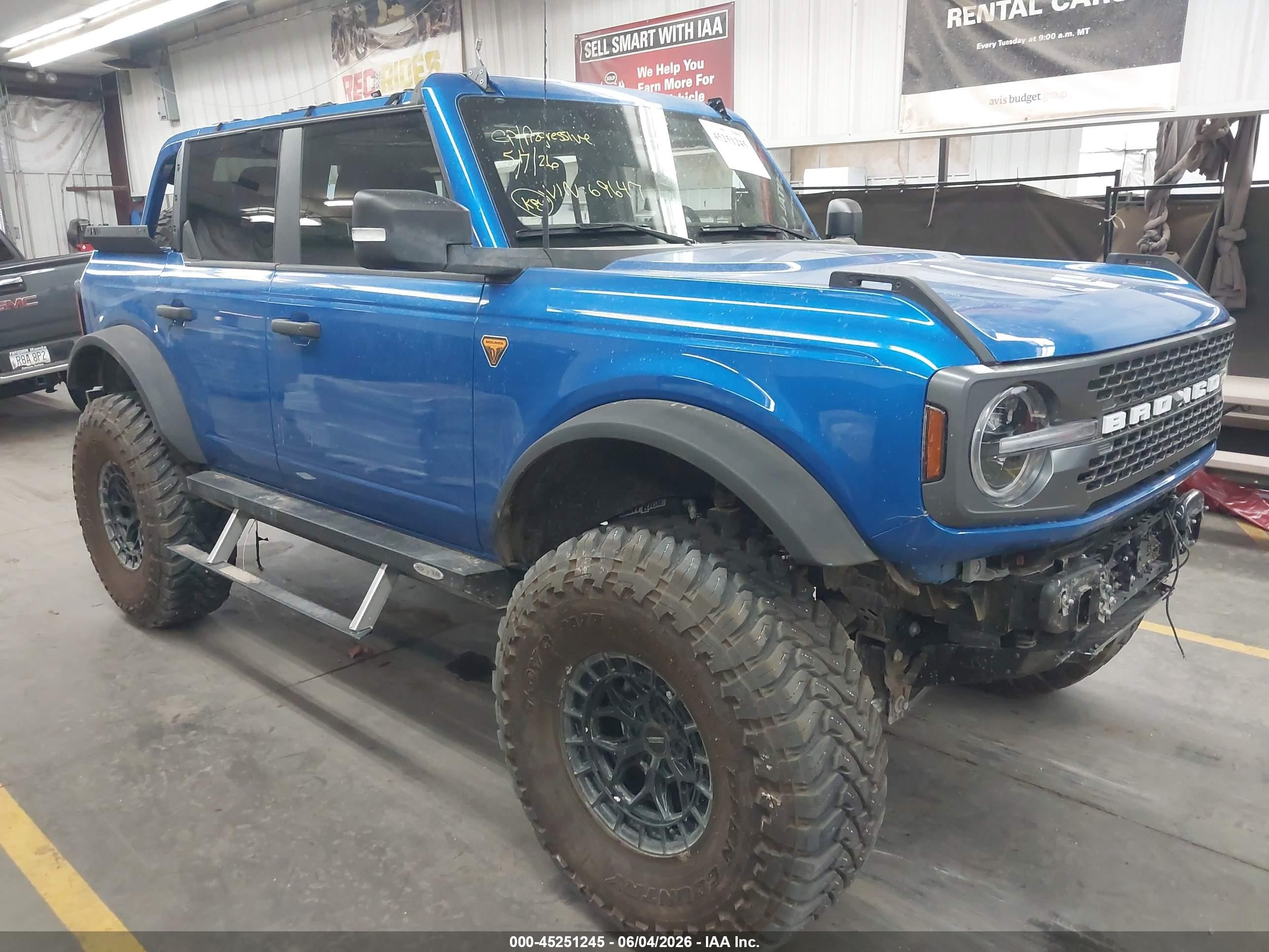 2025 Ford Bronco VIN 1FMEE9BP4SLA69647 — IAAI salvage auction photo
