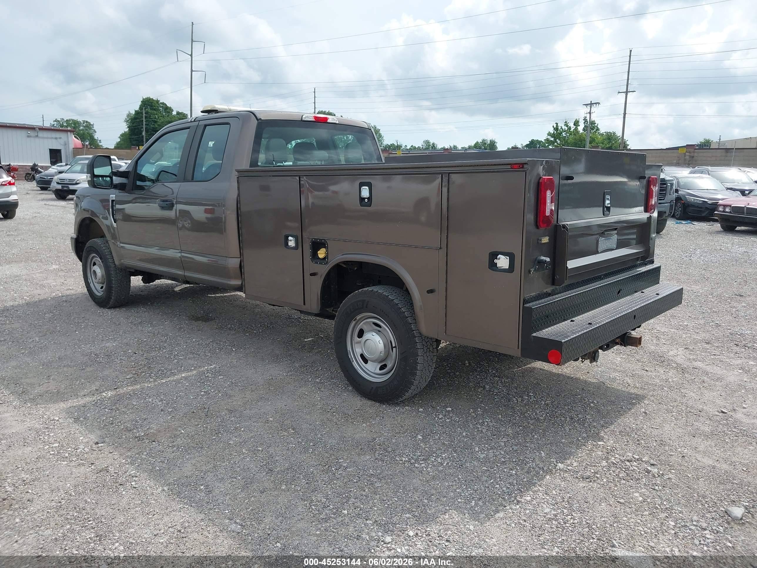 2019 Ford F-350 VIN 1FD8X3B64KEF60803 IAAI salvage auction — Unknown, Sf97 (Missouri), sold $23,625 on 2026-07-09 (photo 3)