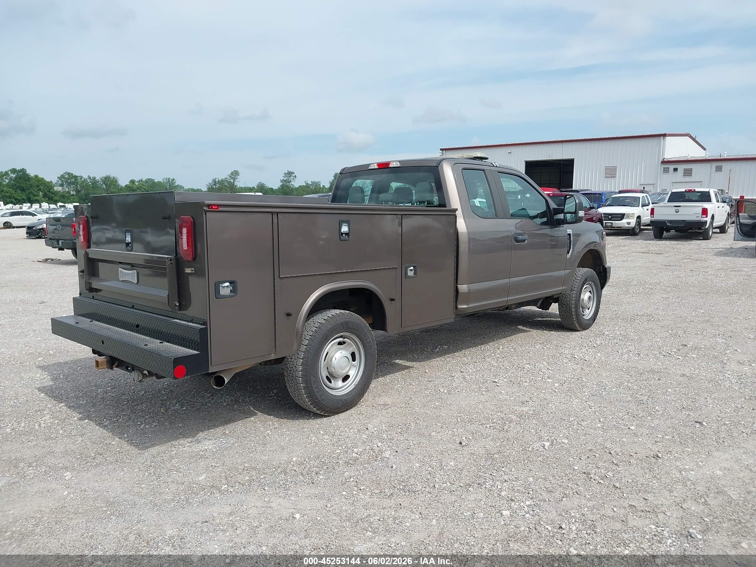 2019 Ford F-350 VIN 1FD8X3B64KEF60803 IAAI salvage auction — Unknown, Sf97 (Missouri), sold $23,625 on 2026-07-09 (photo 4)