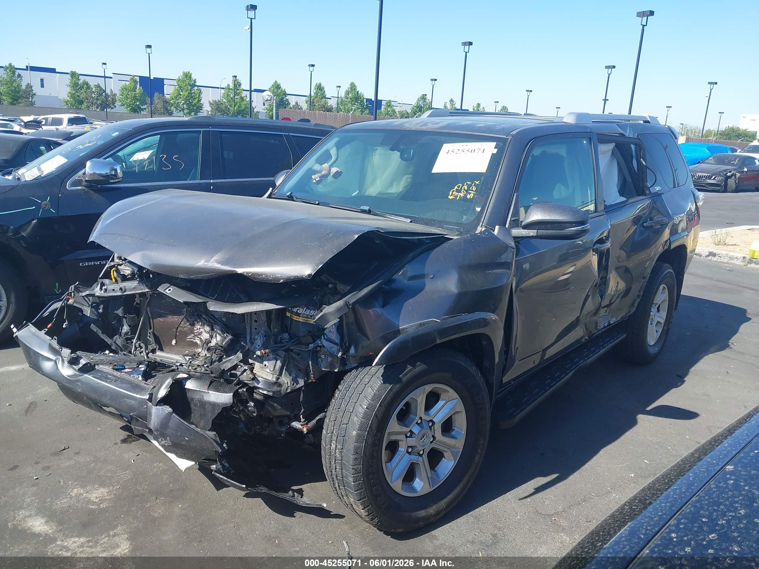 2015 Toyota 4Runner VIN JTEZU5JR6F5087027 IAAI salvage auction — Unknown, Salvage Certificate (California), sold $3,500 on 2026-07-10 (photo 2)