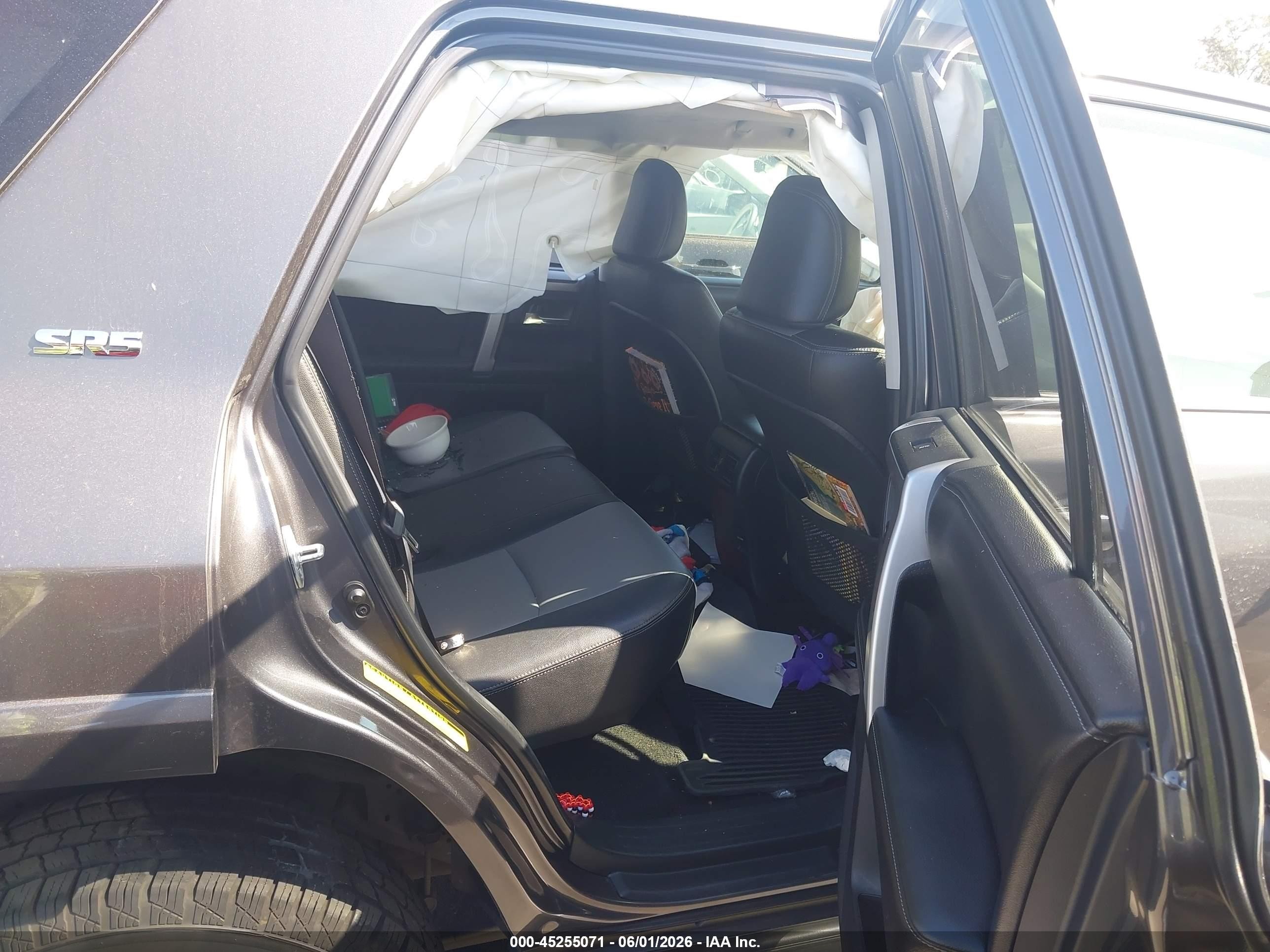 2015 Toyota 4Runner VIN JTEZU5JR6F5087027 IAAI salvage auction — Unknown, Salvage Certificate (California), sold $3,500 on 2026-07-10 (photo 8)