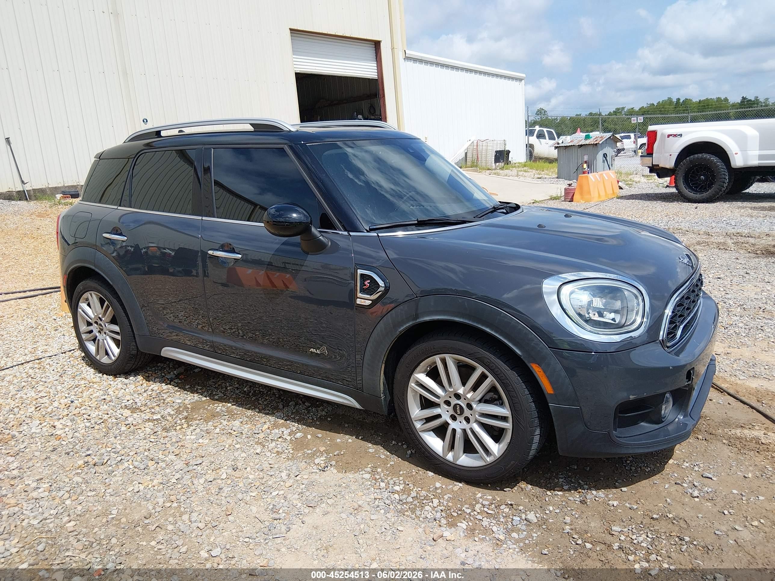 2019 Mini Countryman VIN WMZYT5C57K3G91126 IAAI salvage auction — Water/Flood, Salvage (Mississippi), sold $1,450 on 2026-09-12 (photo 1)