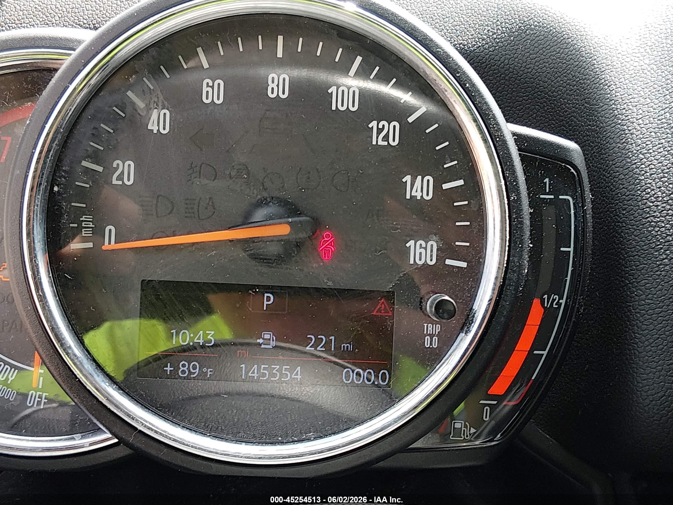 2019 Mini Countryman VIN WMZYT5C57K3G91126 IAAI salvage auction — Water/Flood, Salvage (Mississippi), sold $1,450 on 2026-09-12 (photo 7)