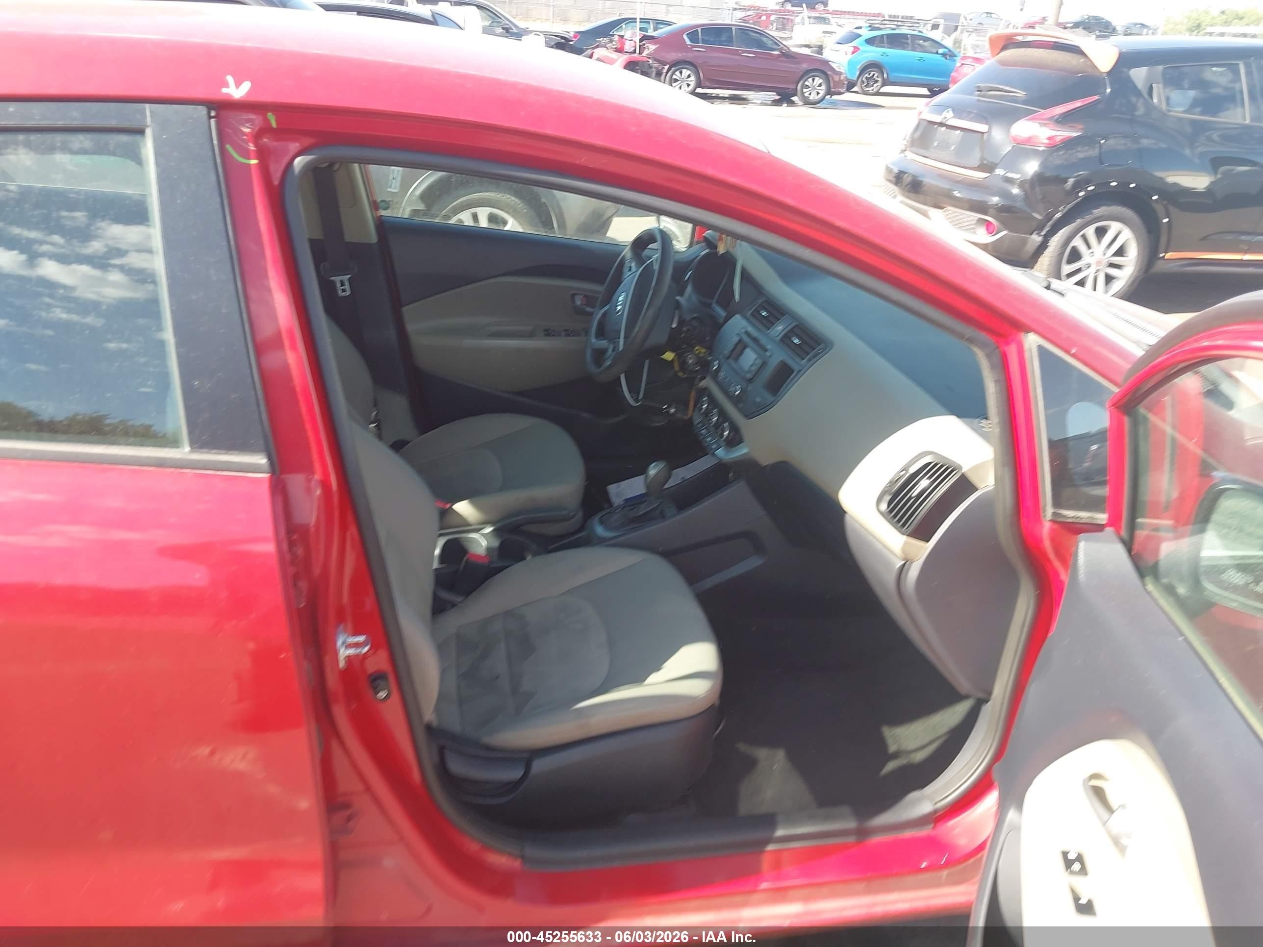 2014 Kia Rio VIN KNADM4A34E6352781 IAAI salvage auction — Normal Wear, Salvage (Texas), sold $275 on 2026-07-09 (photo 5)