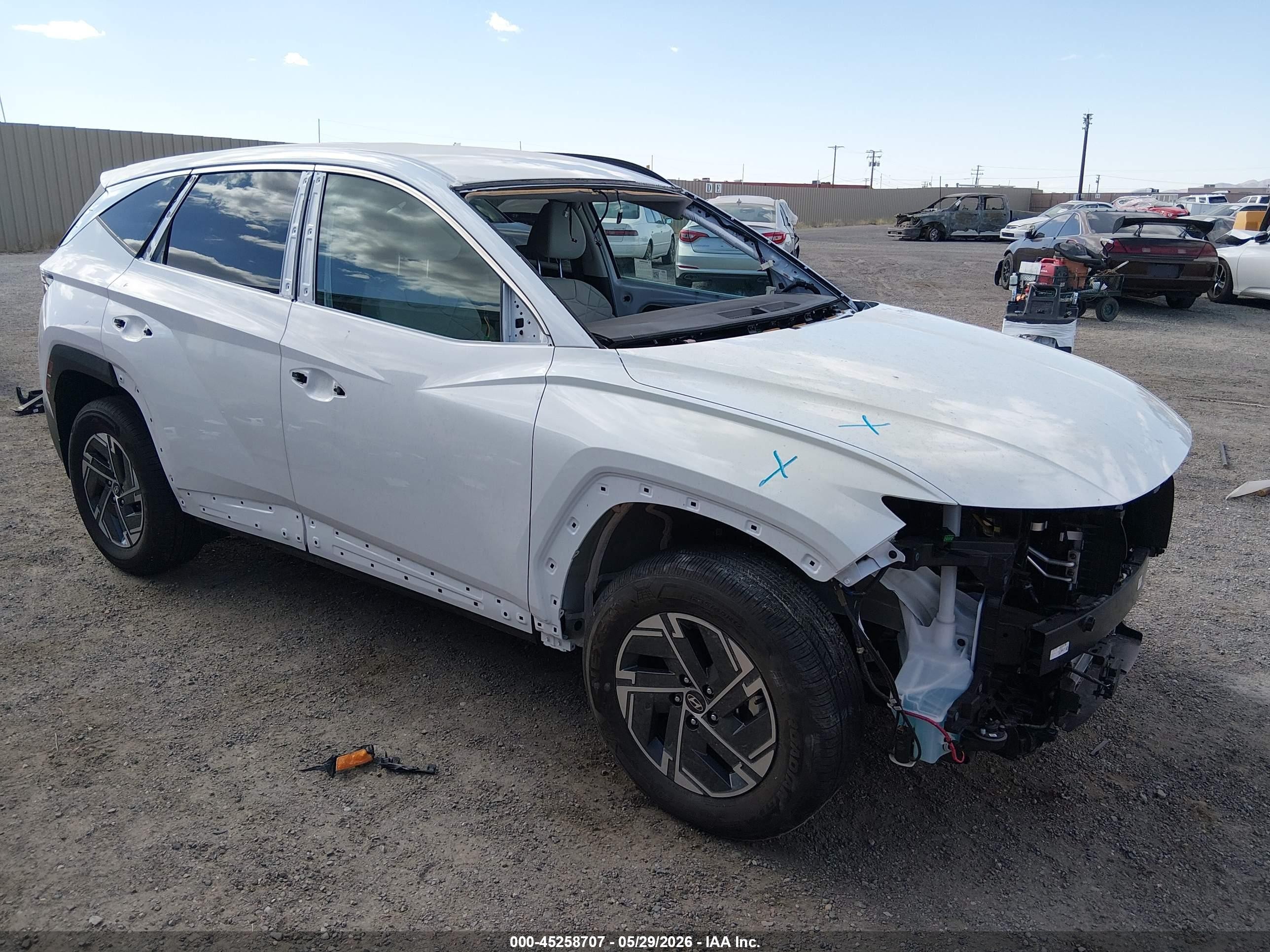 2025 Hyundai Tucson Hybrid VIN KM8JBDD13SU346334 — IAAI salvage auction photo