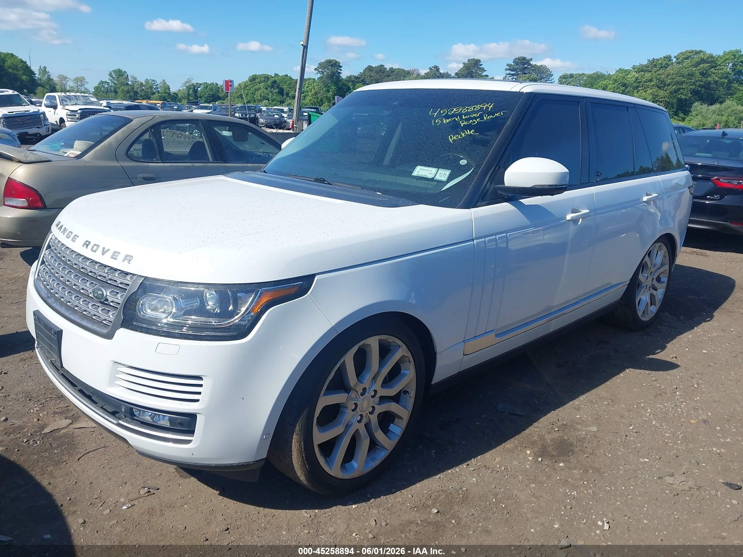 2015 Land Rover Range Rover VIN SALGS2TF1FA218612 IAAI salvage auction — Normal Wear, Clear (New York), sold $1,600 on 2026-06-30 (photo 2)