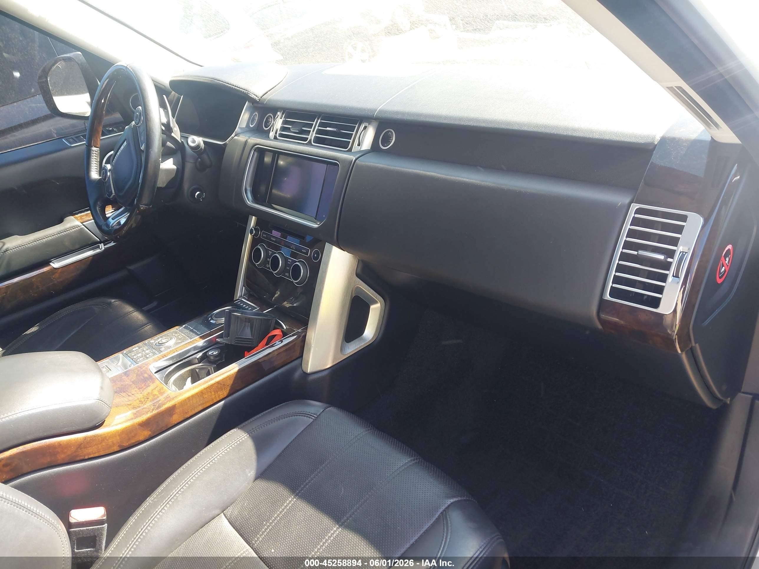 2015 Land Rover Range Rover VIN SALGS2TF1FA218612 IAAI salvage auction — Normal Wear, Clear (New York), sold $1,600 on 2026-06-30 (photo 5)
